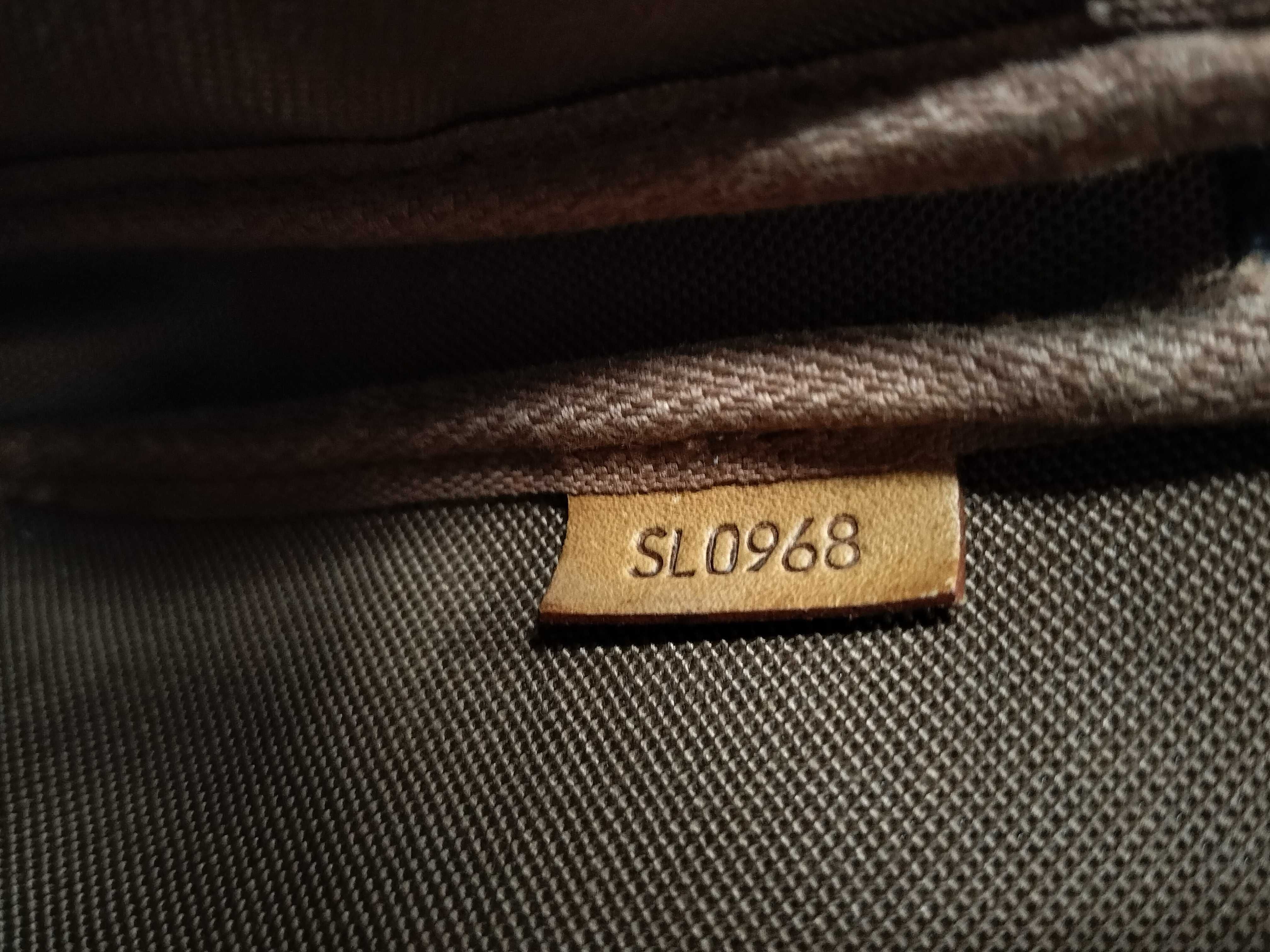 Monogram LV Pochette Accessoires Handbag — view 12
