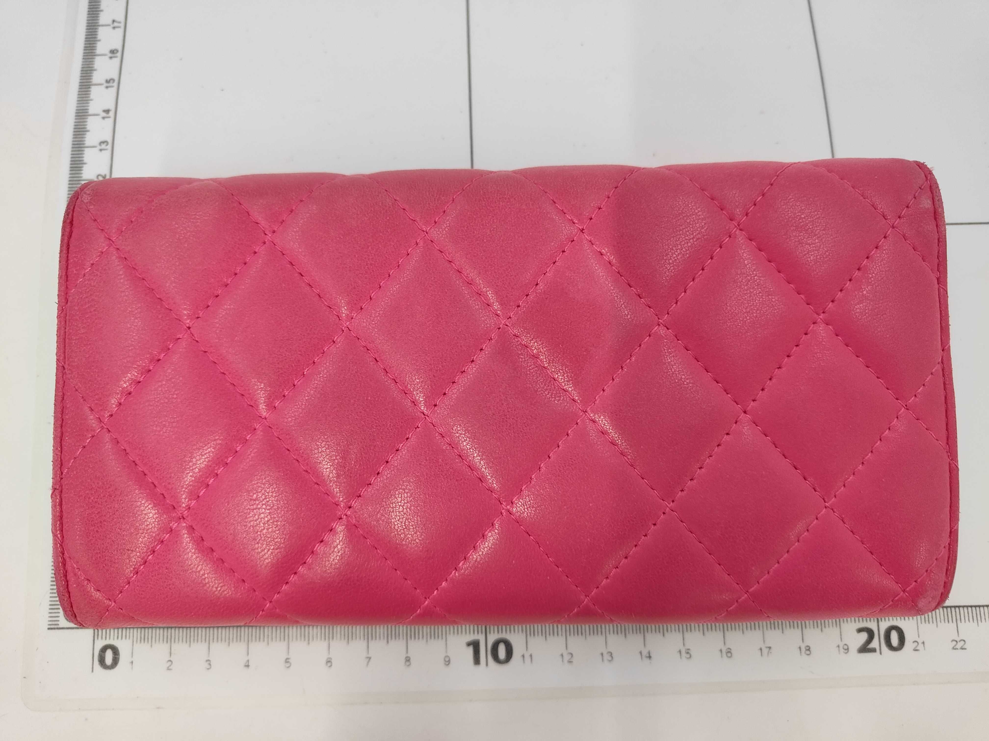 Long Wallet Matelasse Lambskin Pink Silver Hardware No. 21 21139170 Wallet — view 2