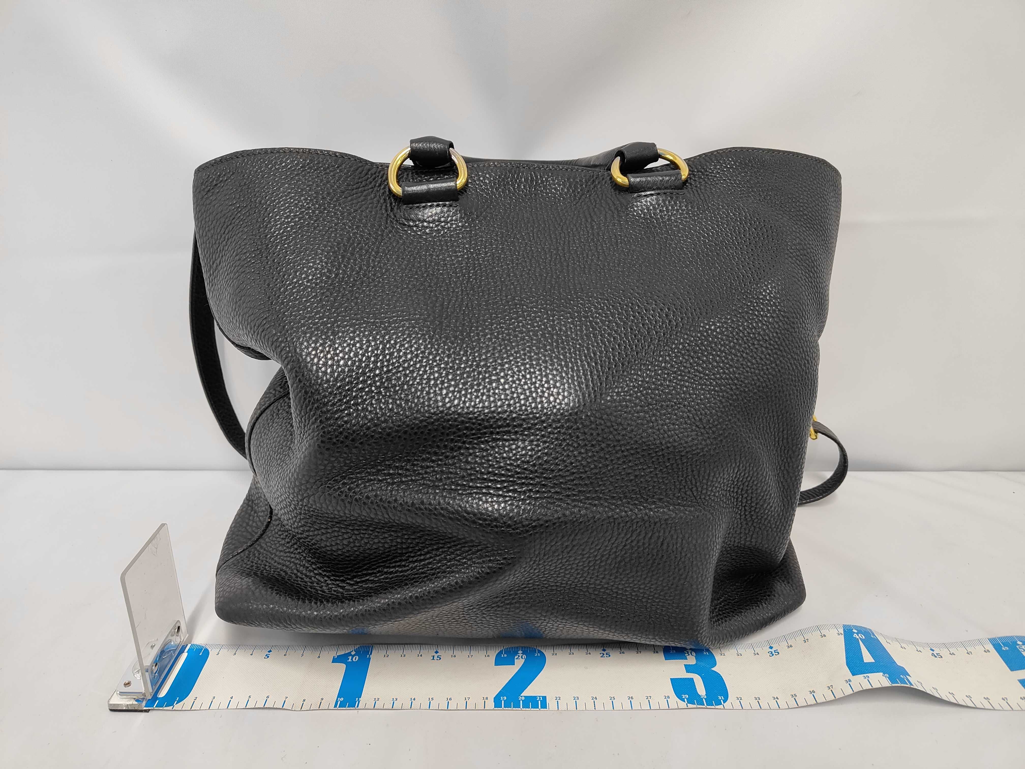 Vitello Daino 2-Way Leather Black Bag — view 2