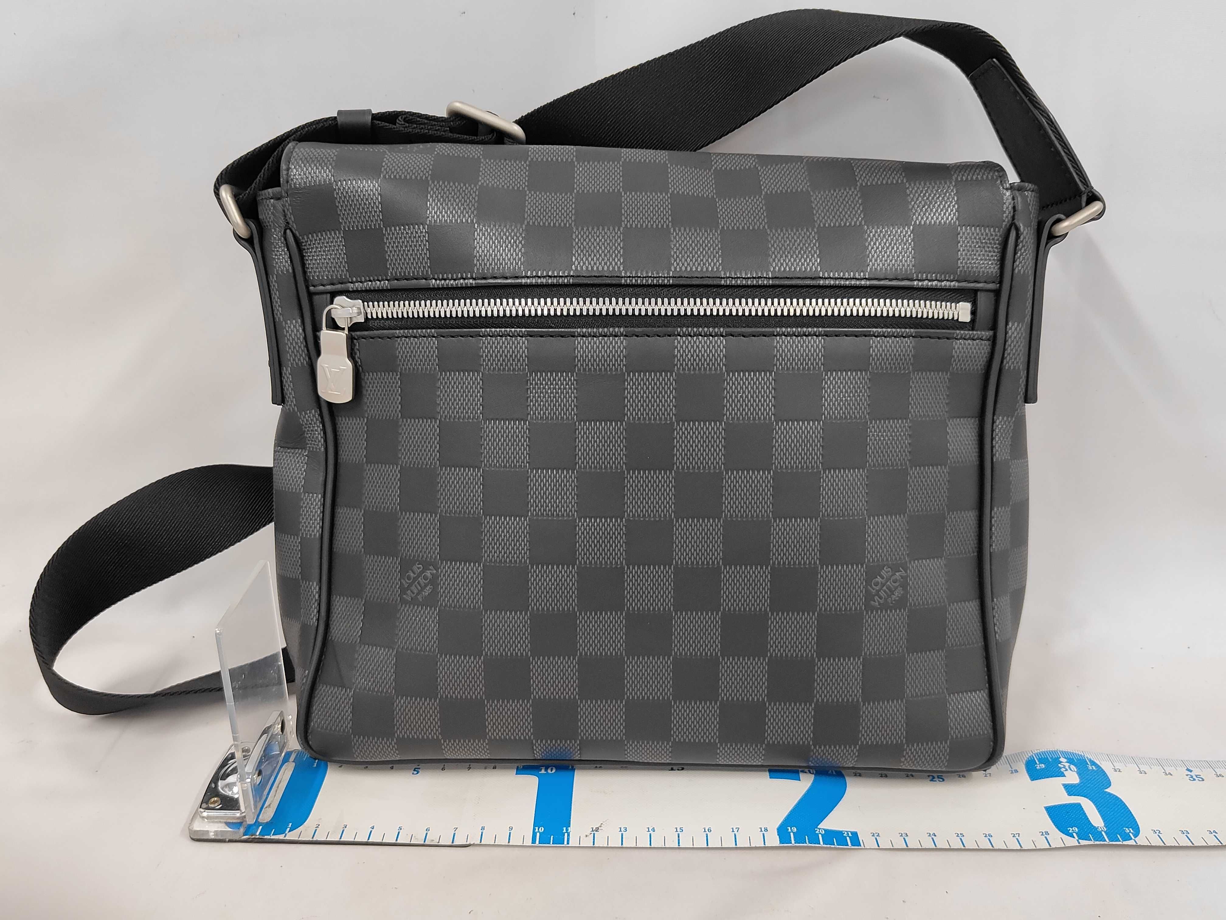 Damier Graphite Men's Shoulder Bag — view 2