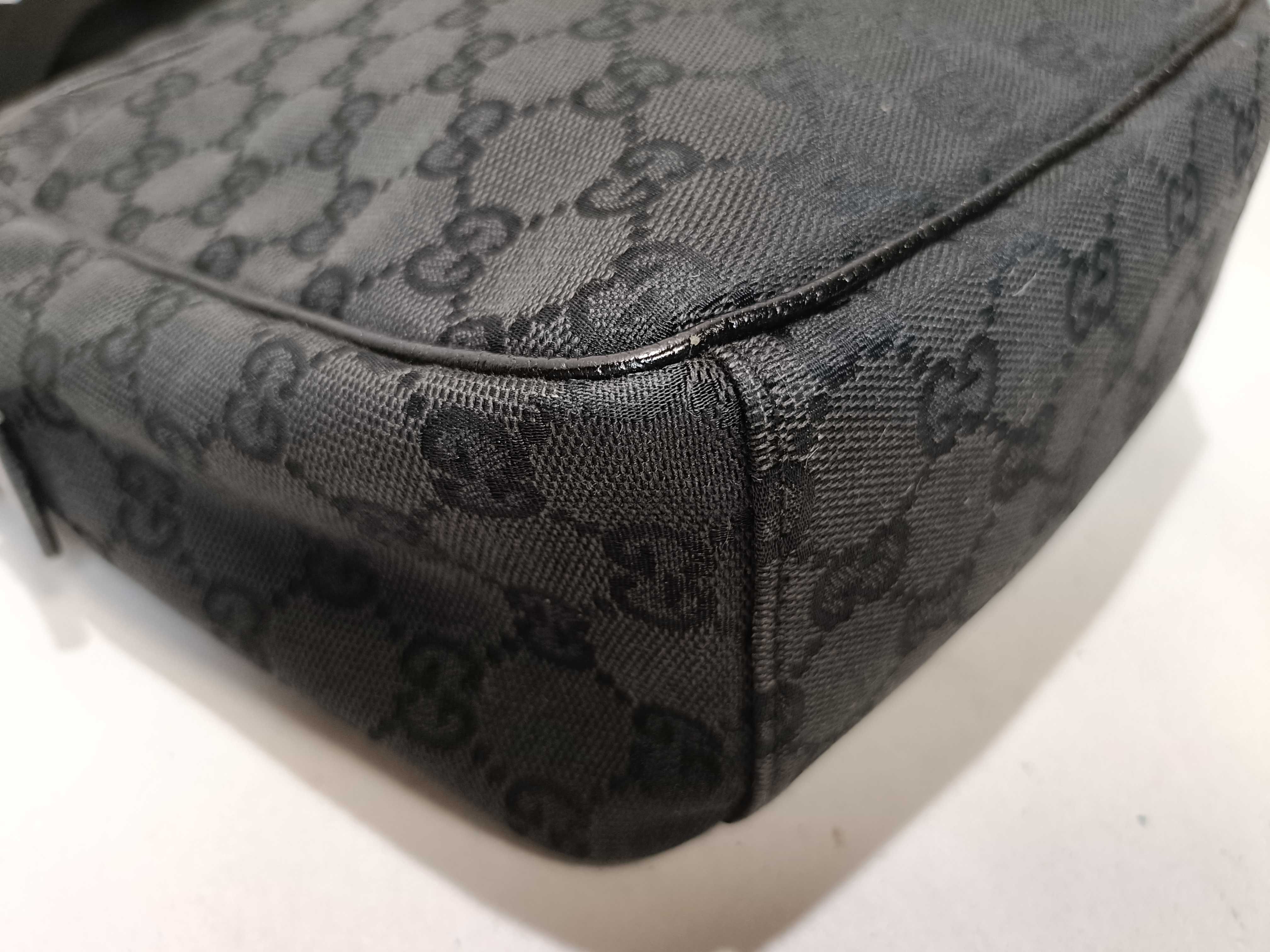 GG Canvas 03136 Shoulder Bag — view 7