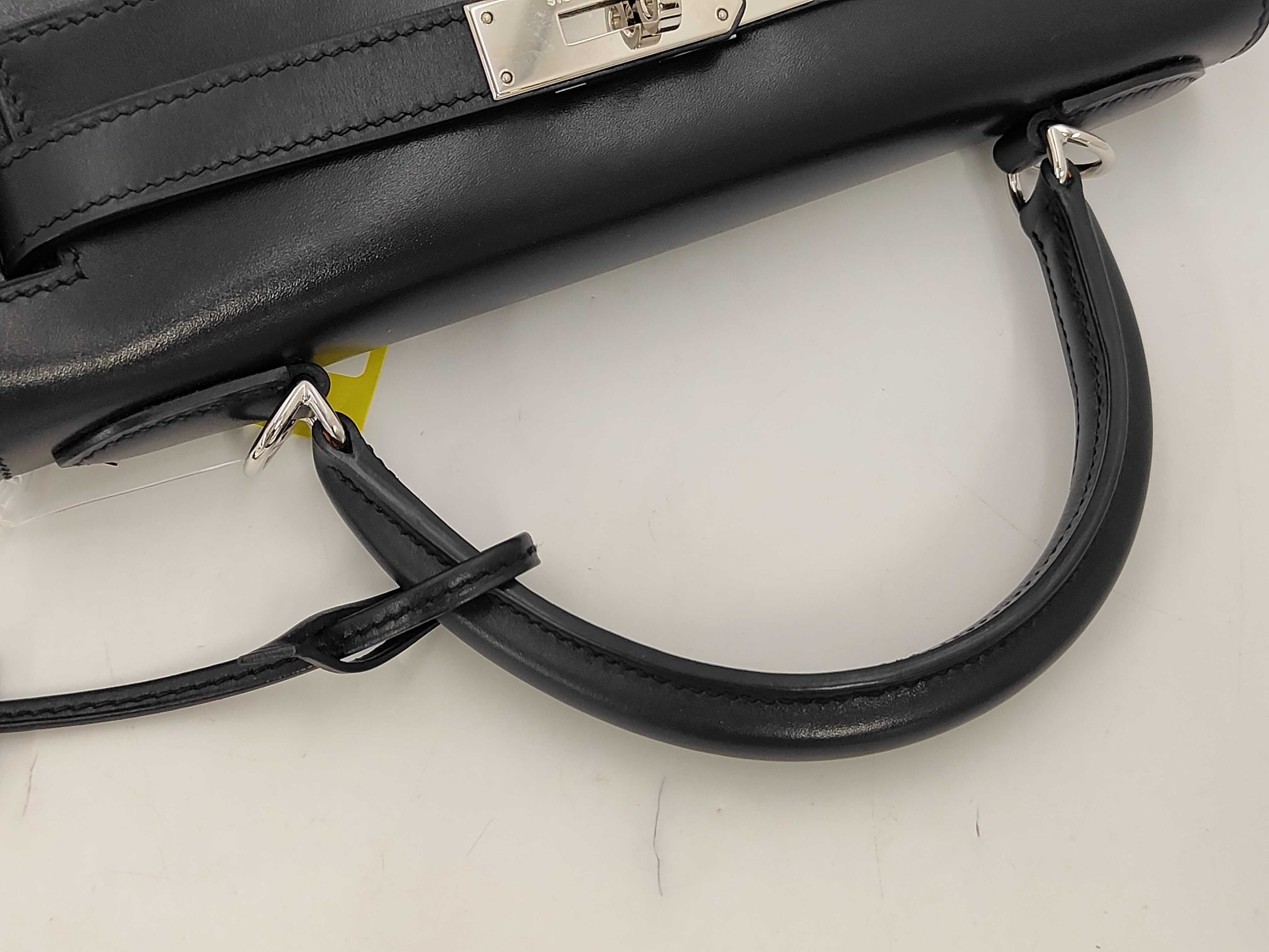 Kelly 28 Box Calf Black Sellier Stitching Silver Hardware (Strap not included) L Handbag — view 3