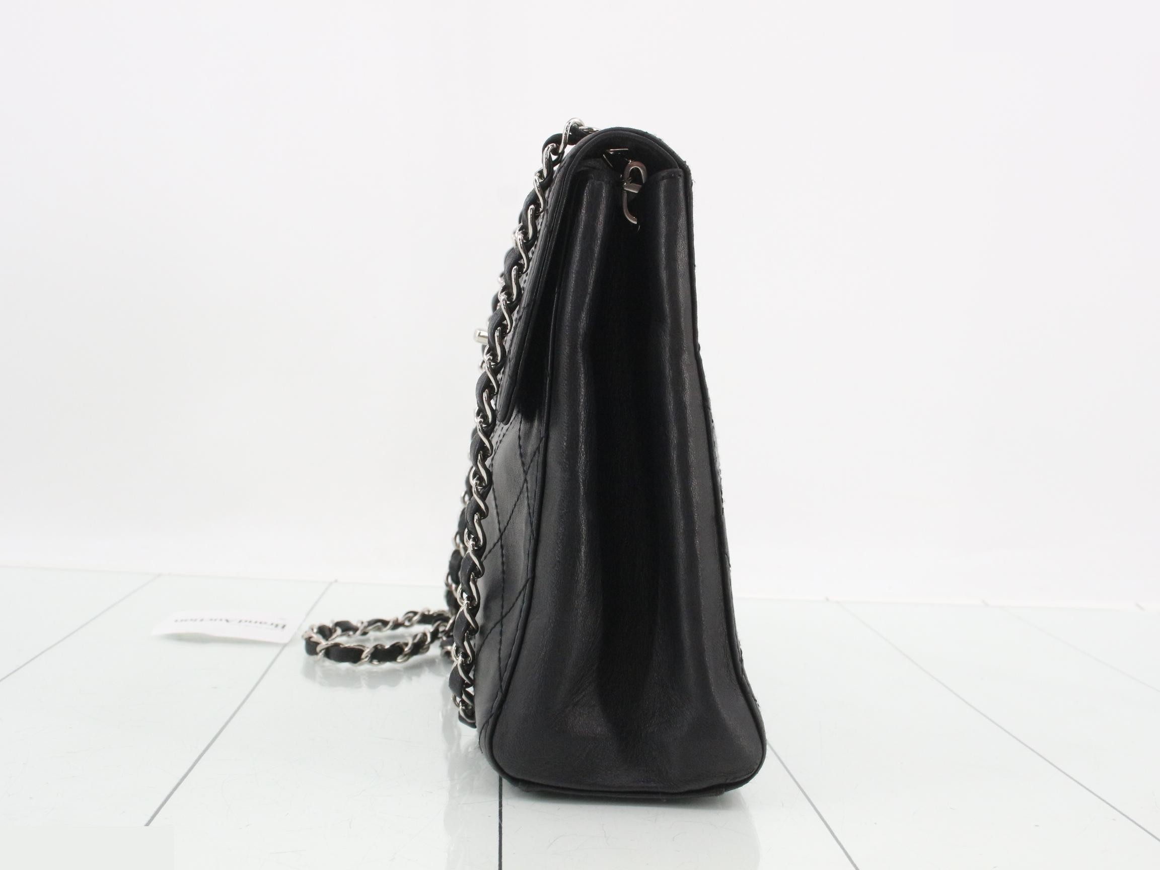 Matelassé (bag) - Shoulder bag — view 3