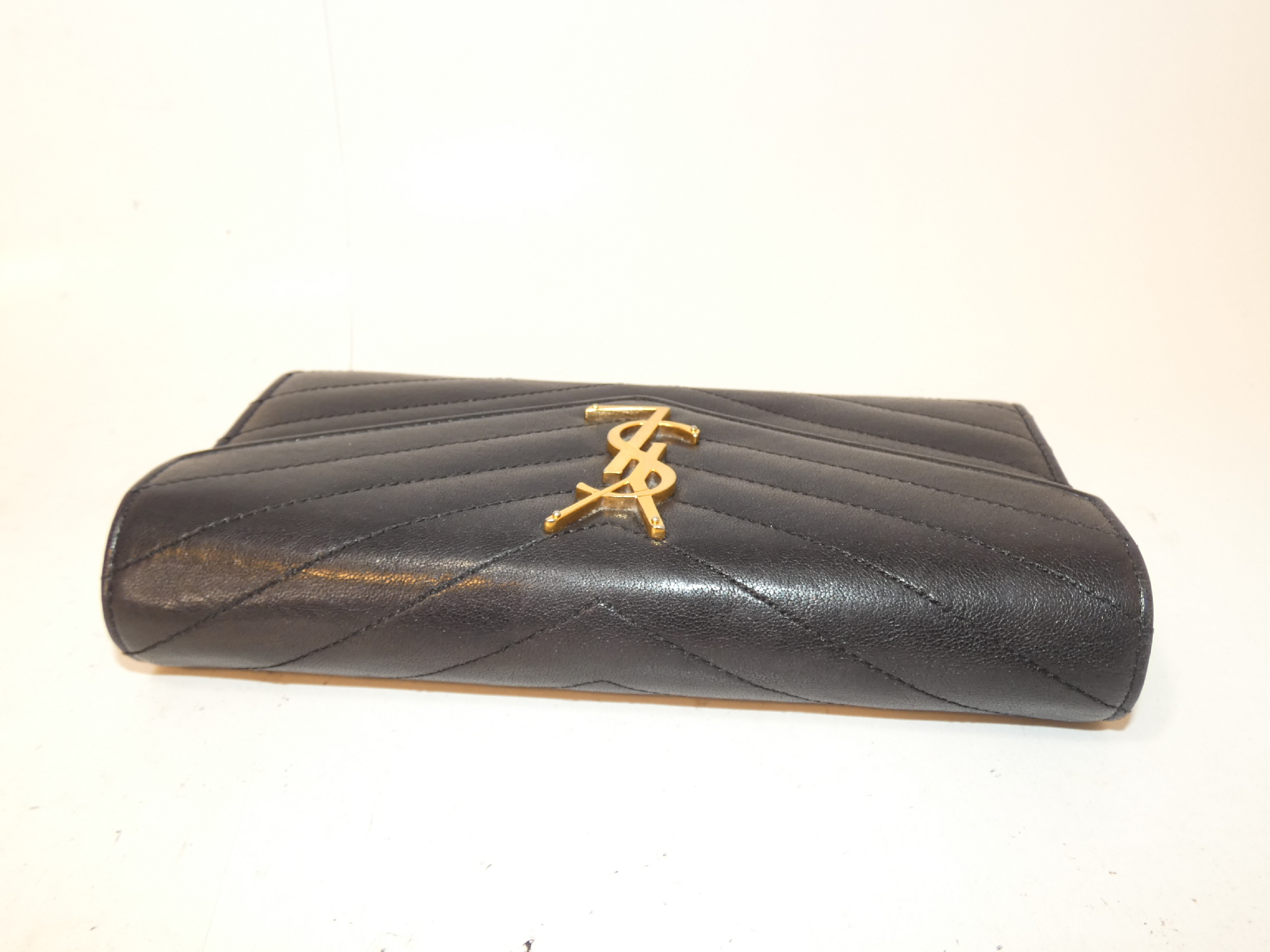 Logo V-Stitch Long Wallet — view 3