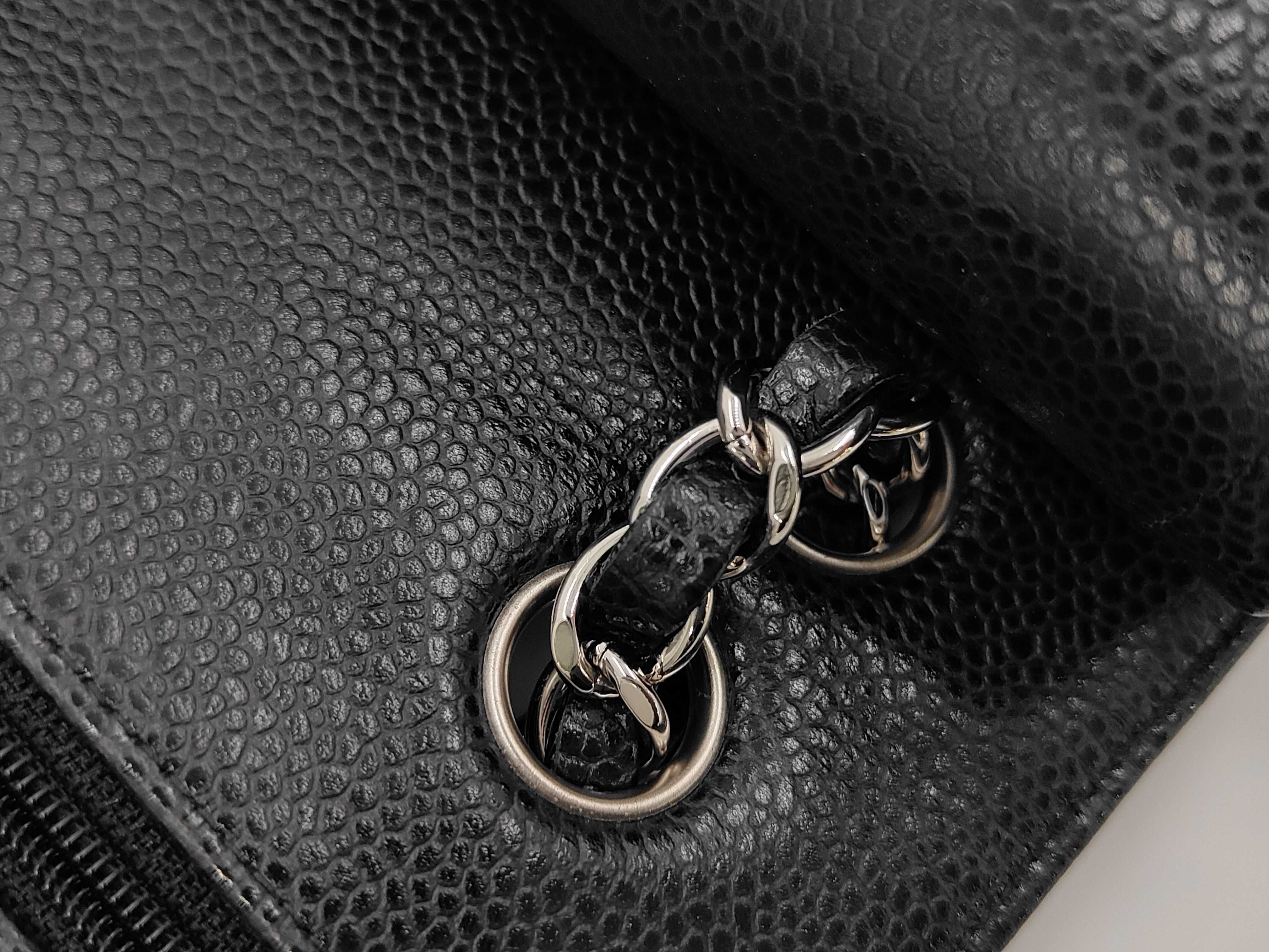 Matelassé 23 Double Flap Double Chain Caviar Shoulder Bag — view 7