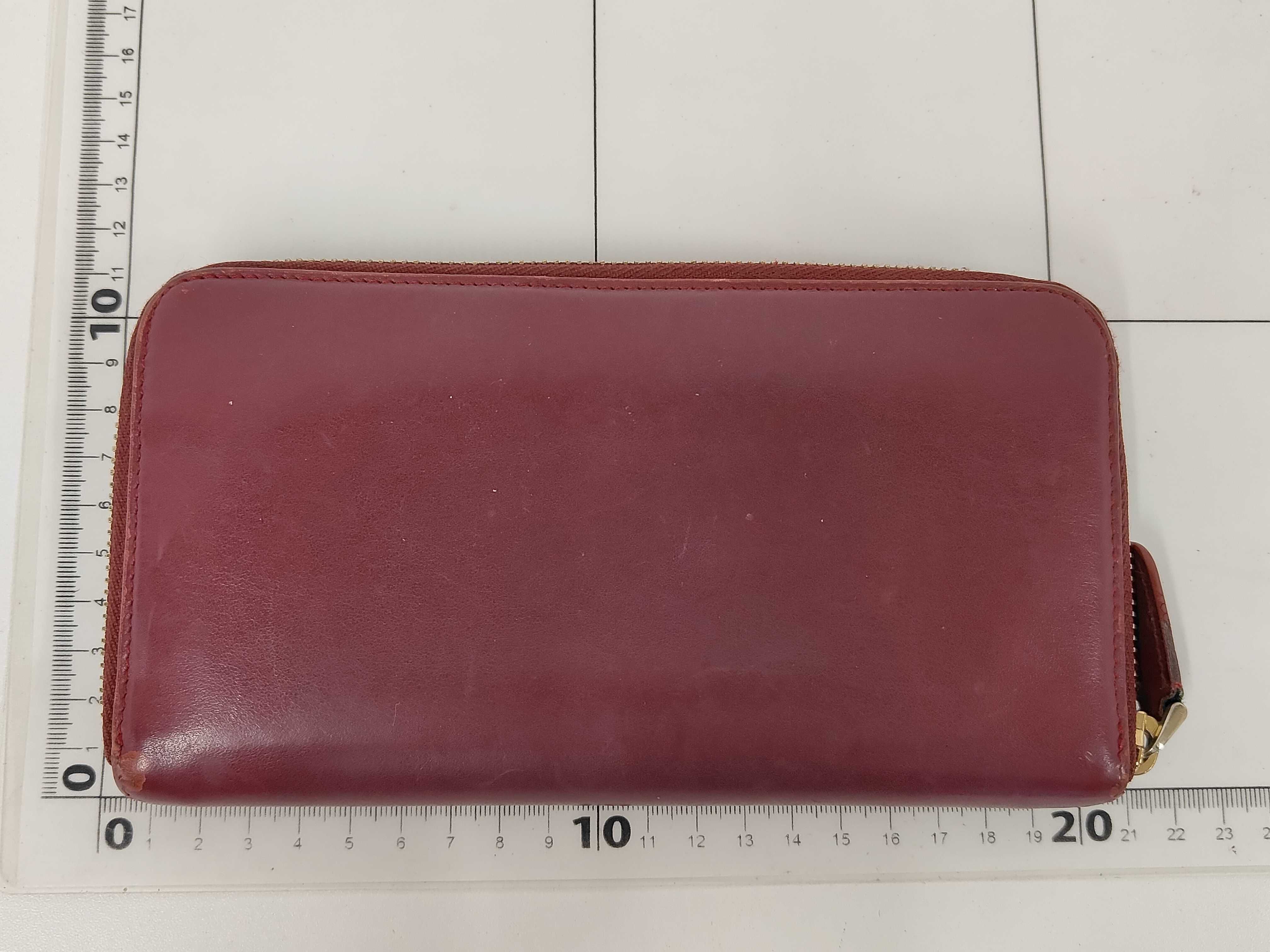 wallet — view 2