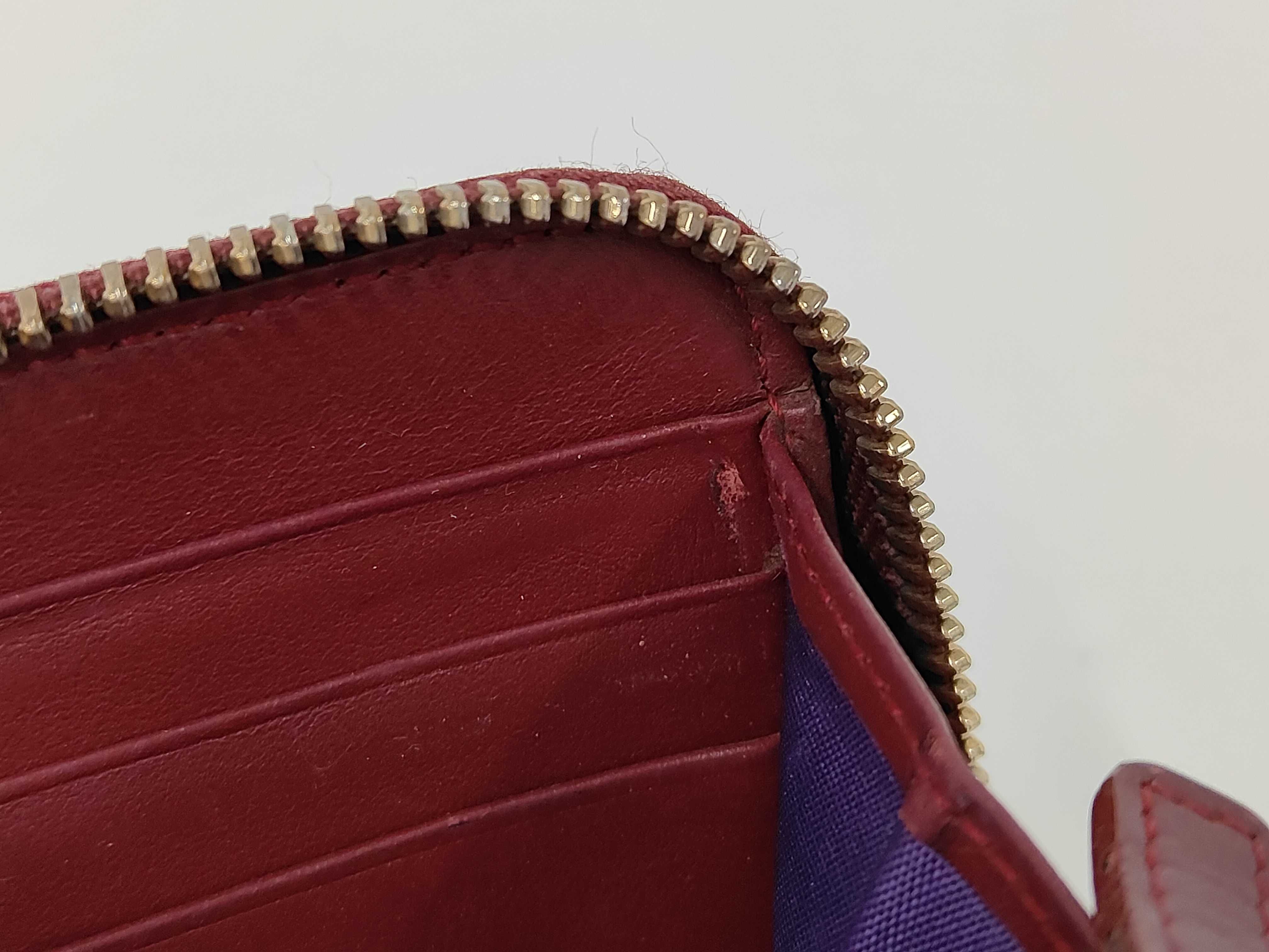 wallet — view 9
