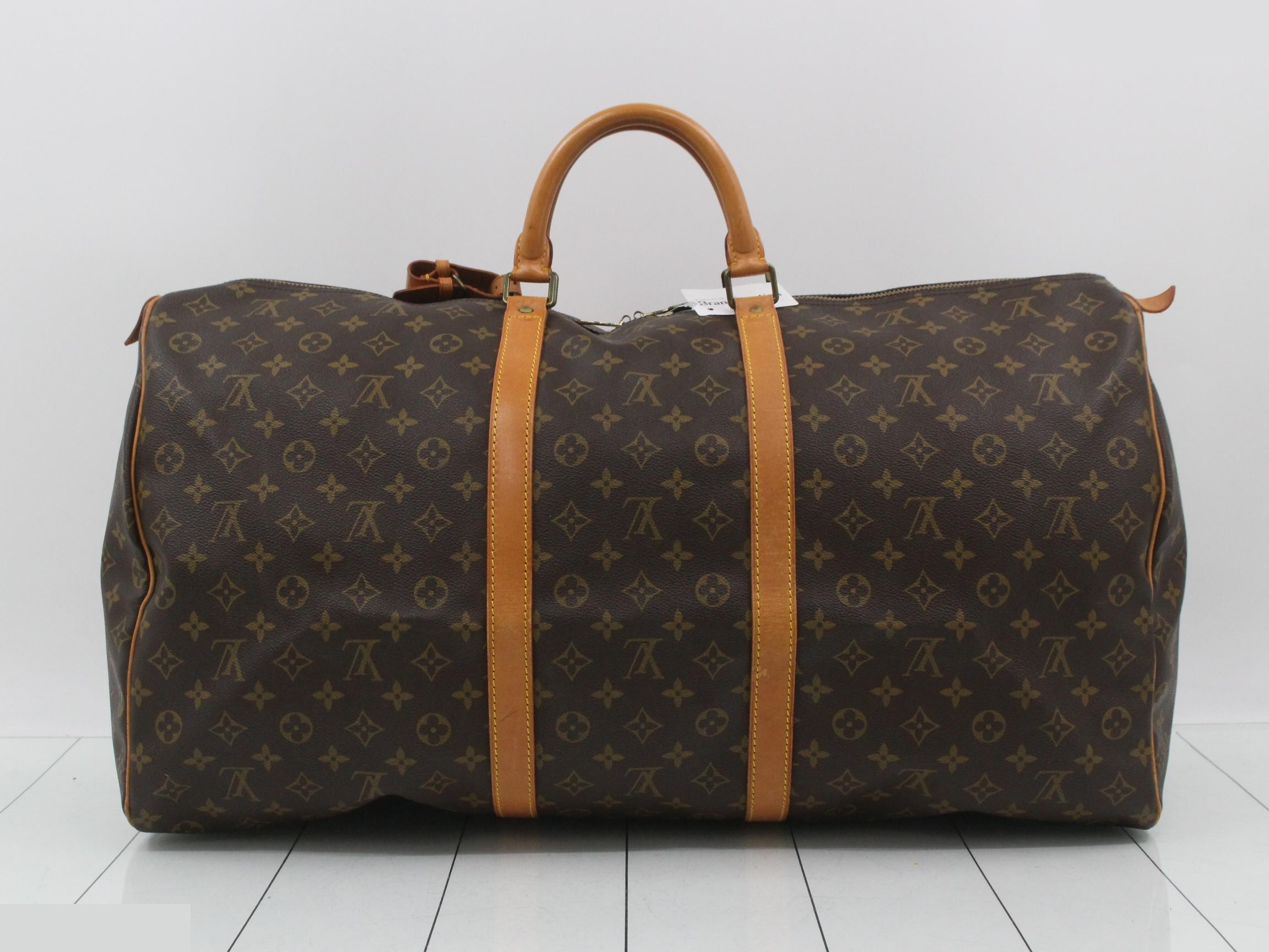 Keepall 60 with name tag and handle. — view 2