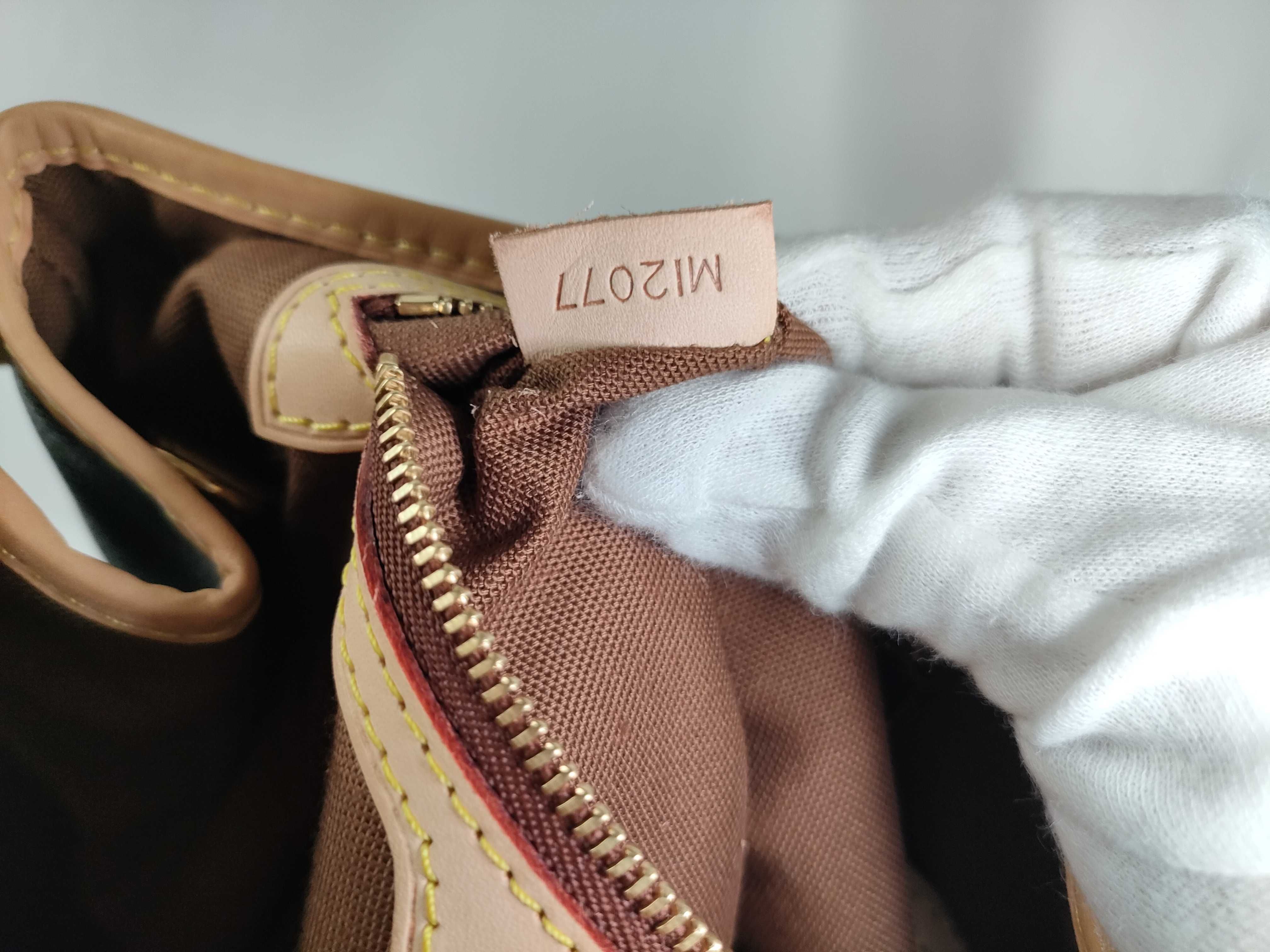 Monogram LV Pumpkin Brown Monogram Medium Tote Bag — view 13