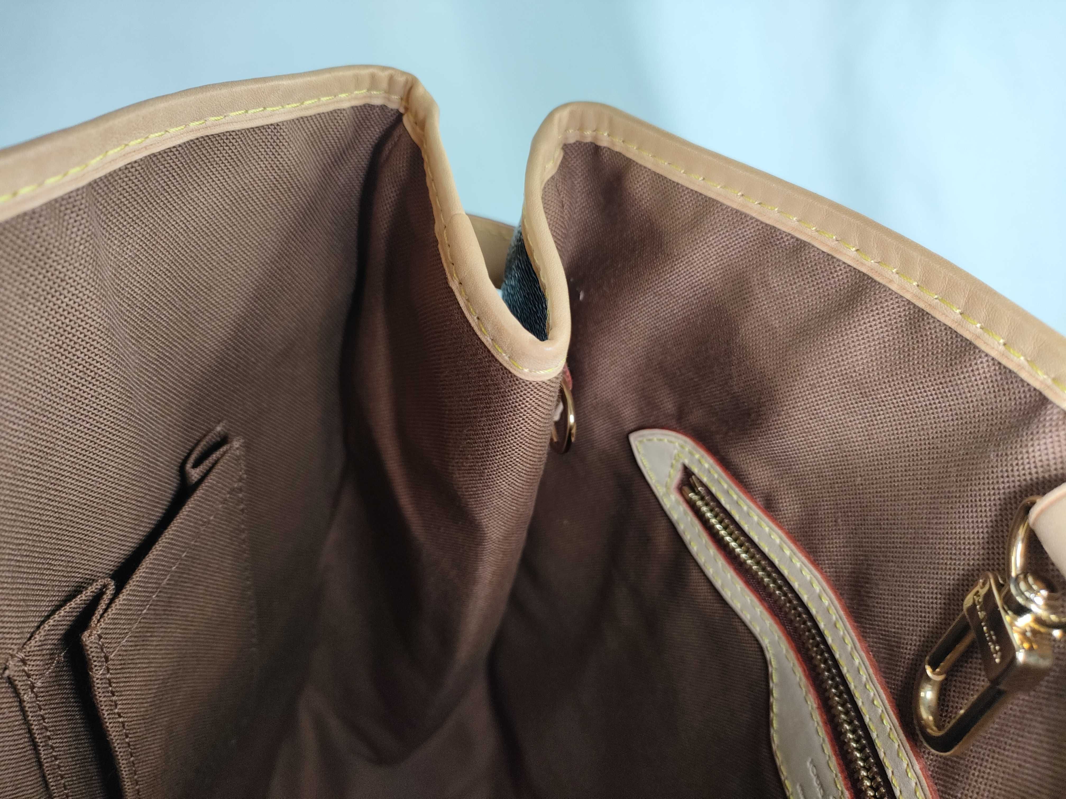 Monogram LV Pumpkin Brown Monogram Medium Tote Bag — view 10
