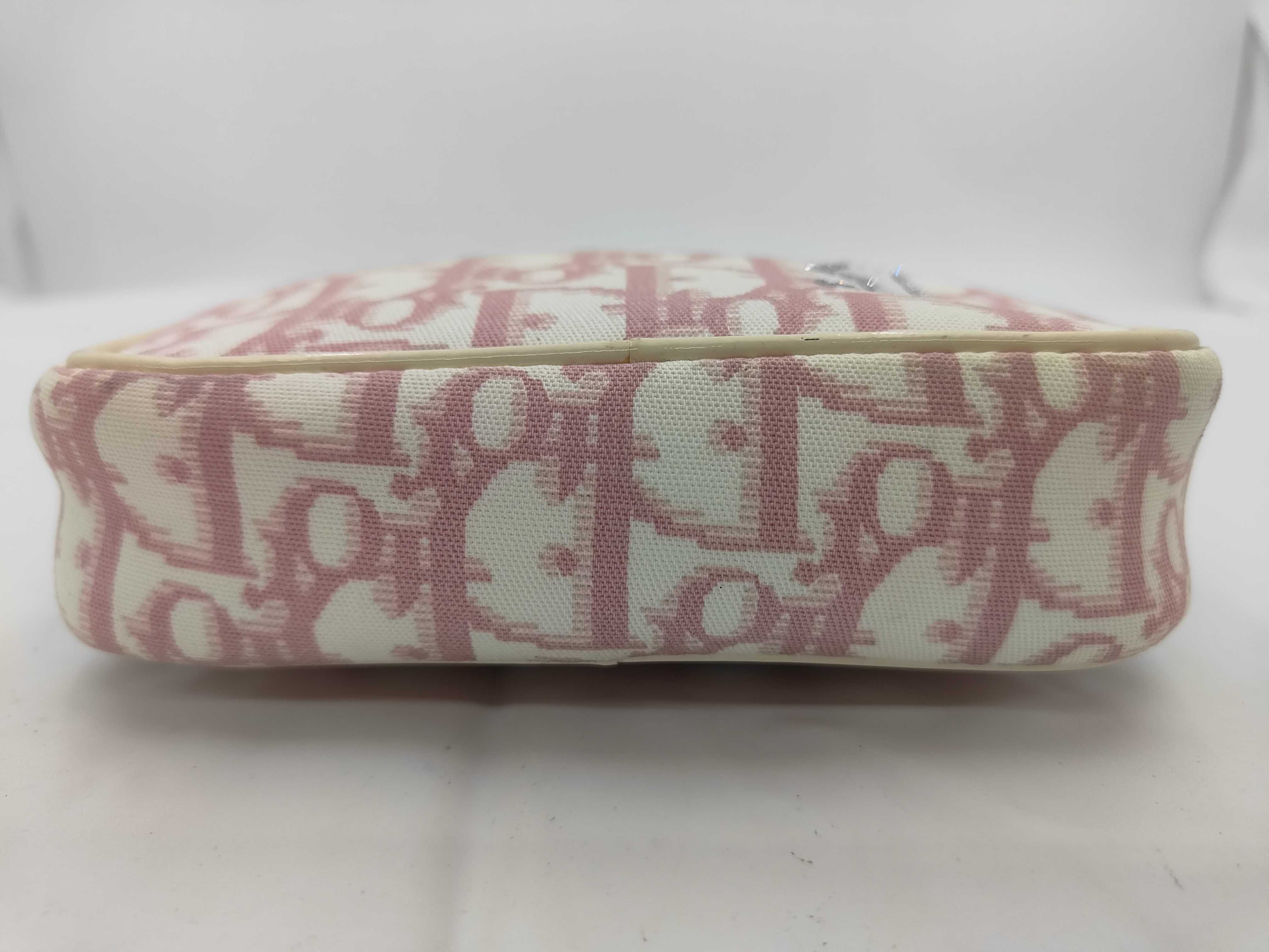 pouch bag — view 4