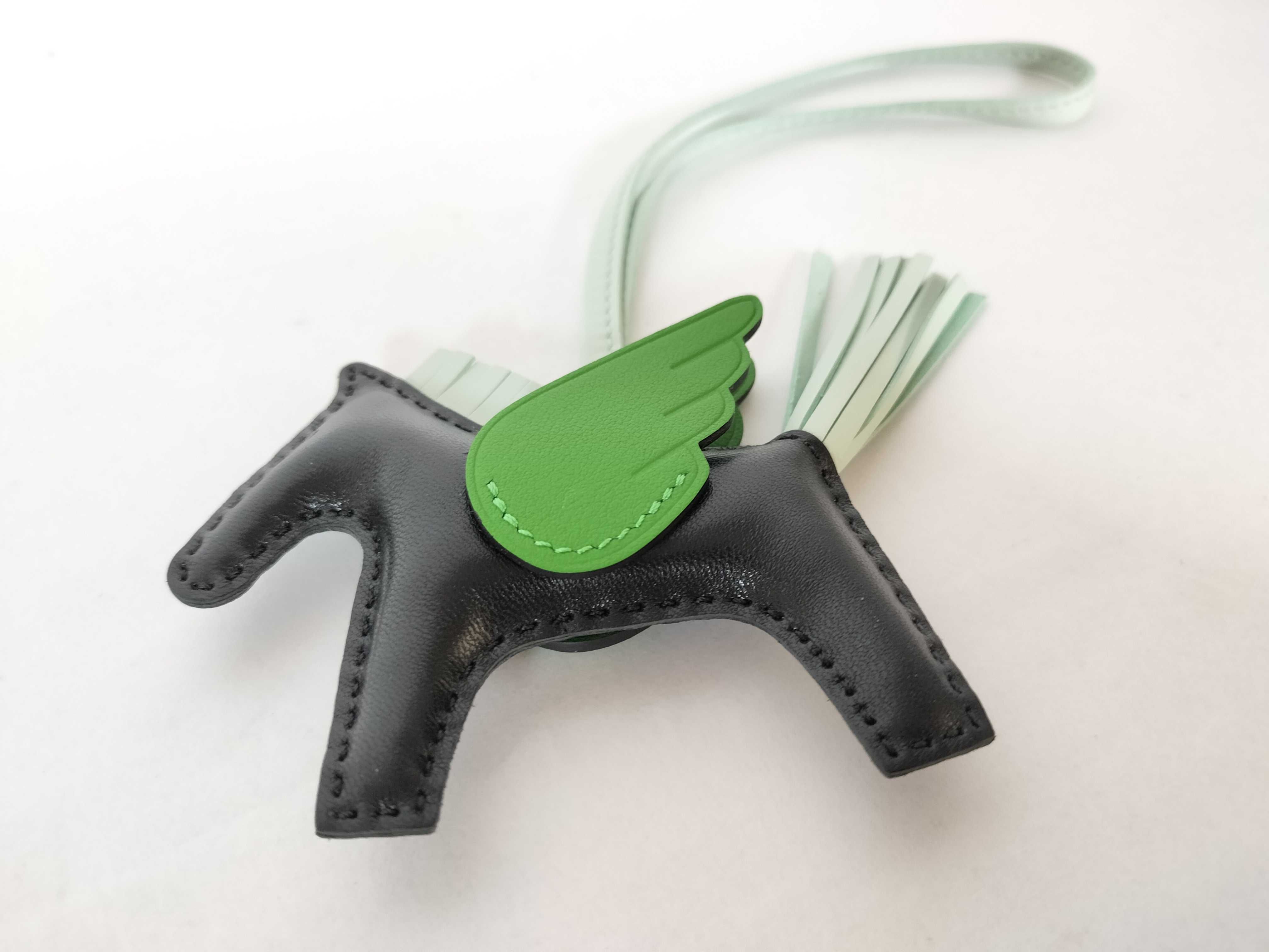 Pegasus PM G stamp charm — view 4