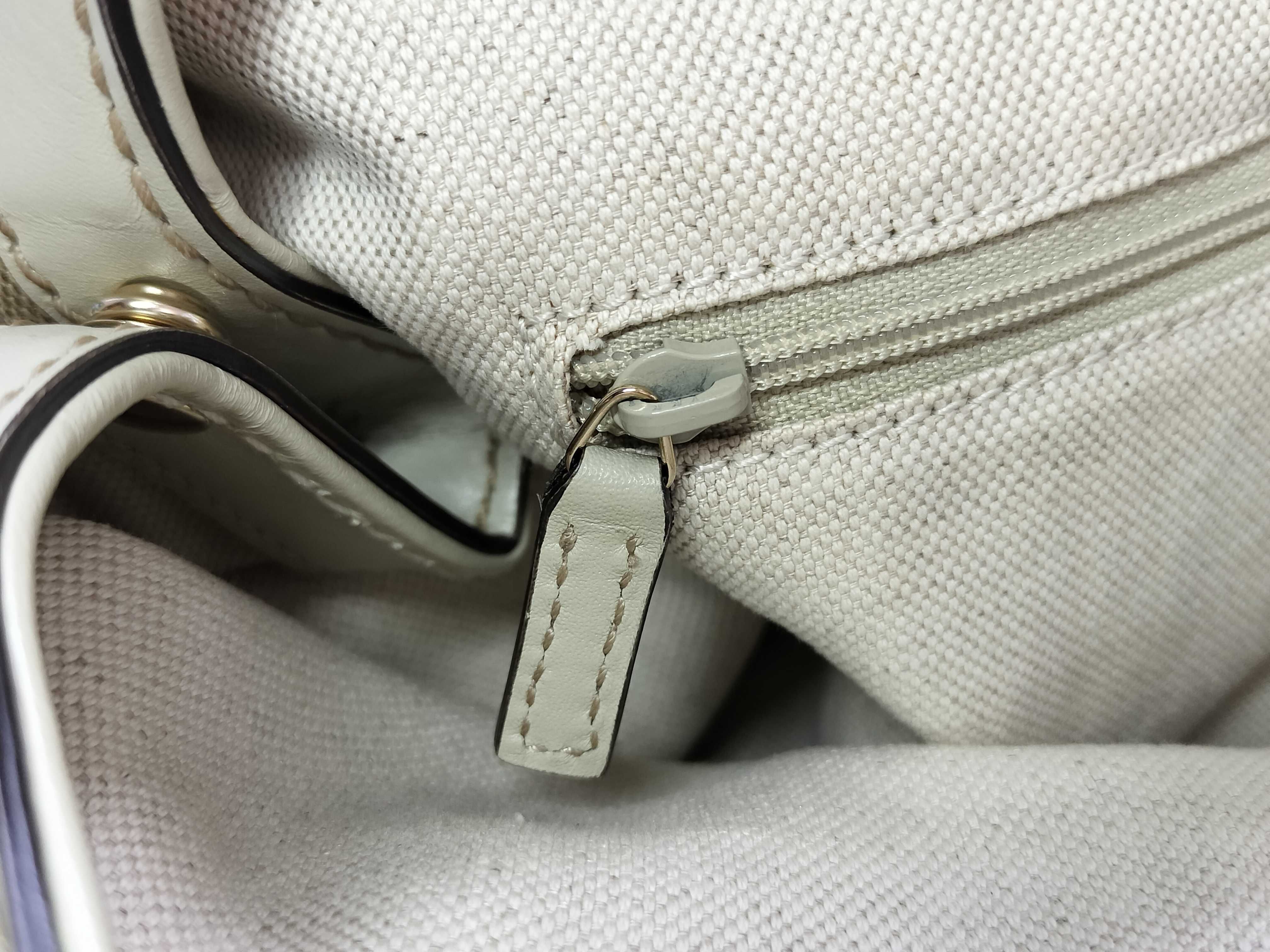 GG Canvas Gucci Diamante Sukey 211944 Canvas x Leather Handbag Beige Handbag — view 11