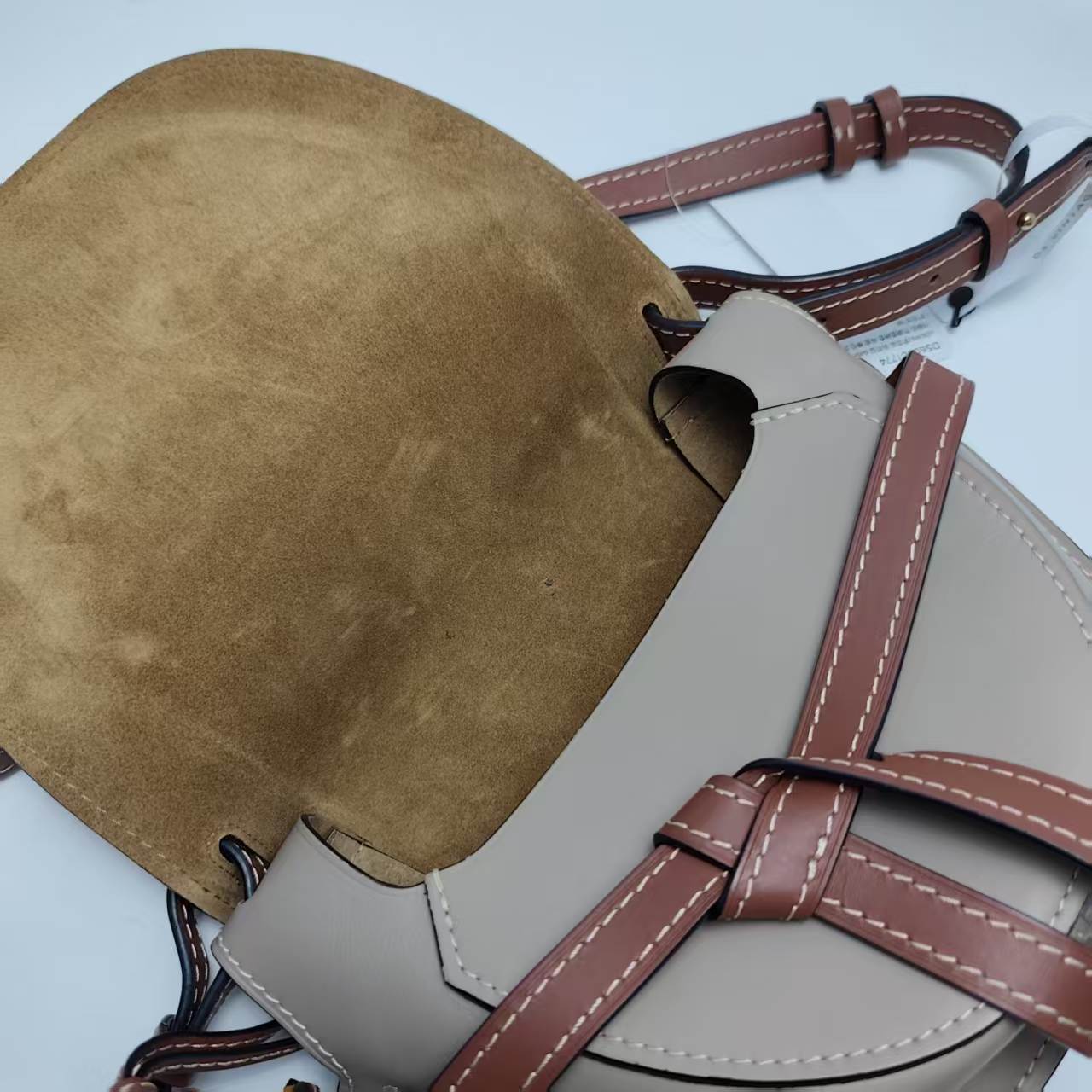 【*Shipped from: China*】LOEWE Gate Leather Shoulder Bag — view 6