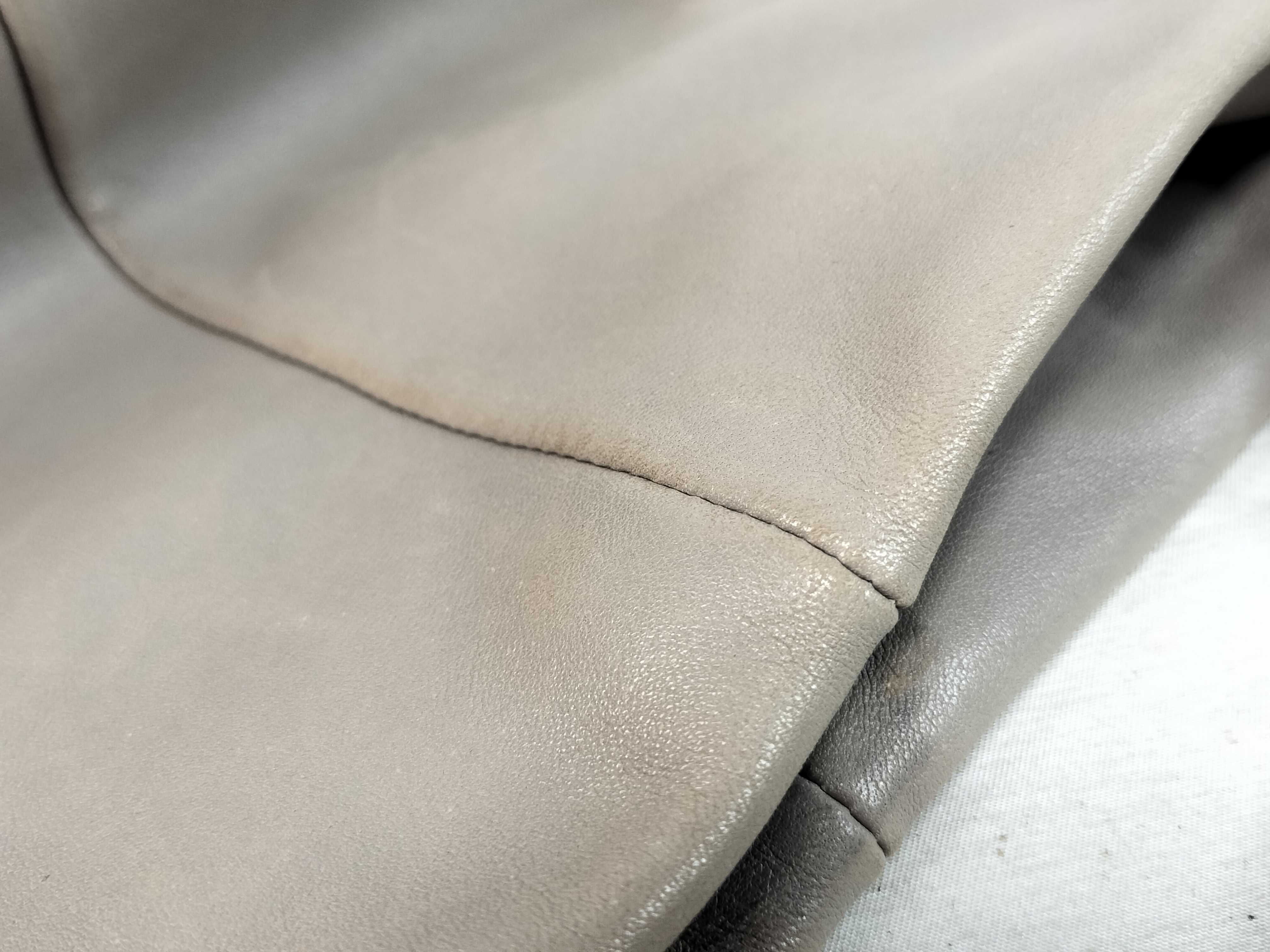 (Loewe) Semi-Shoulder Bag — view 15