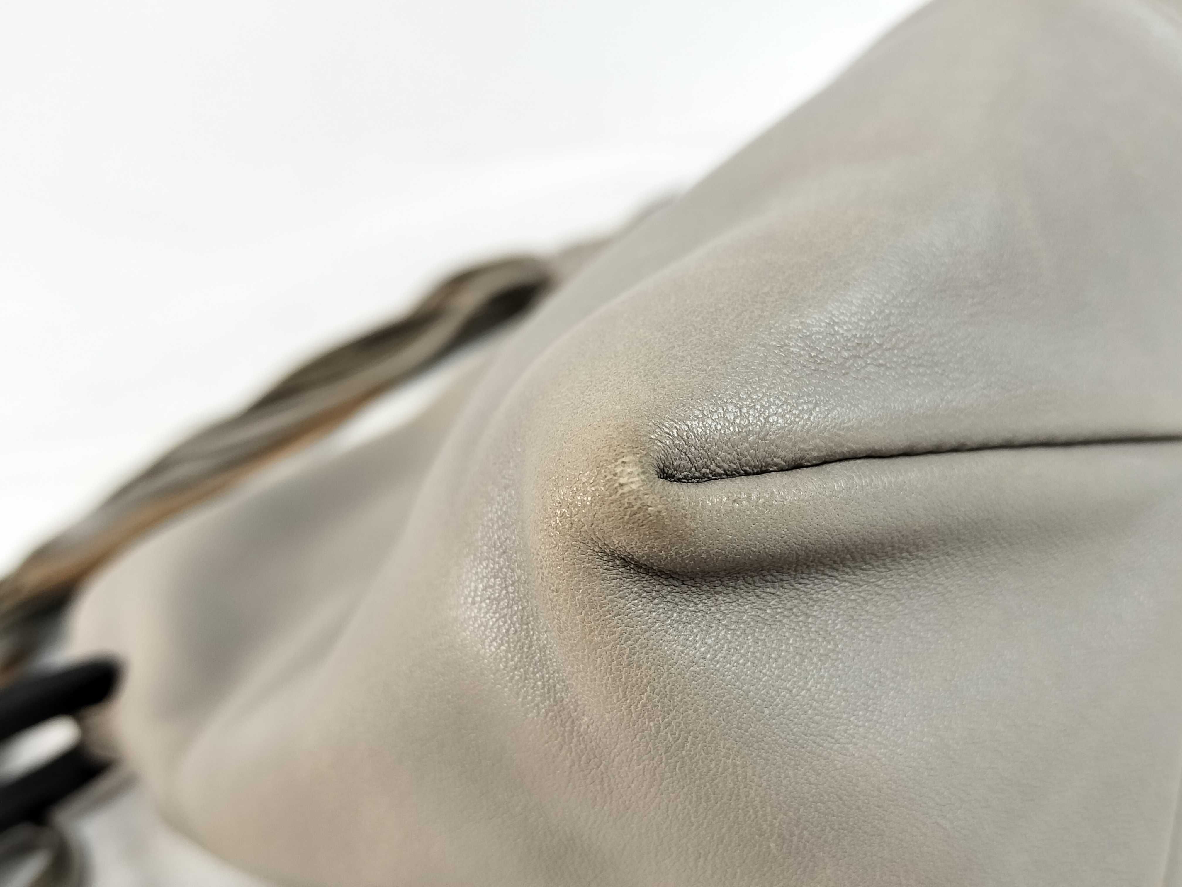 (Loewe) Semi-Shoulder Bag — view 6