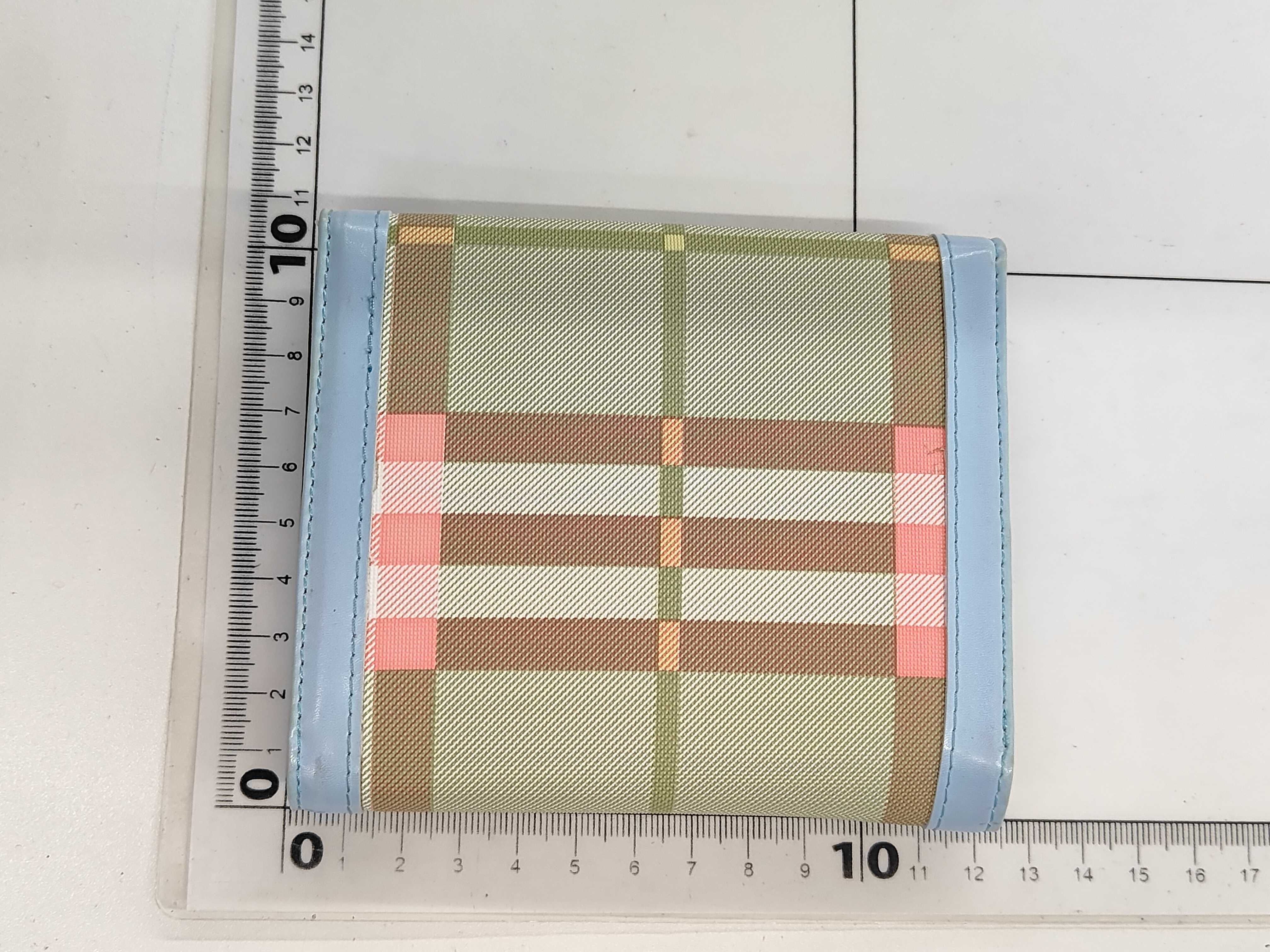 wallet — view 2