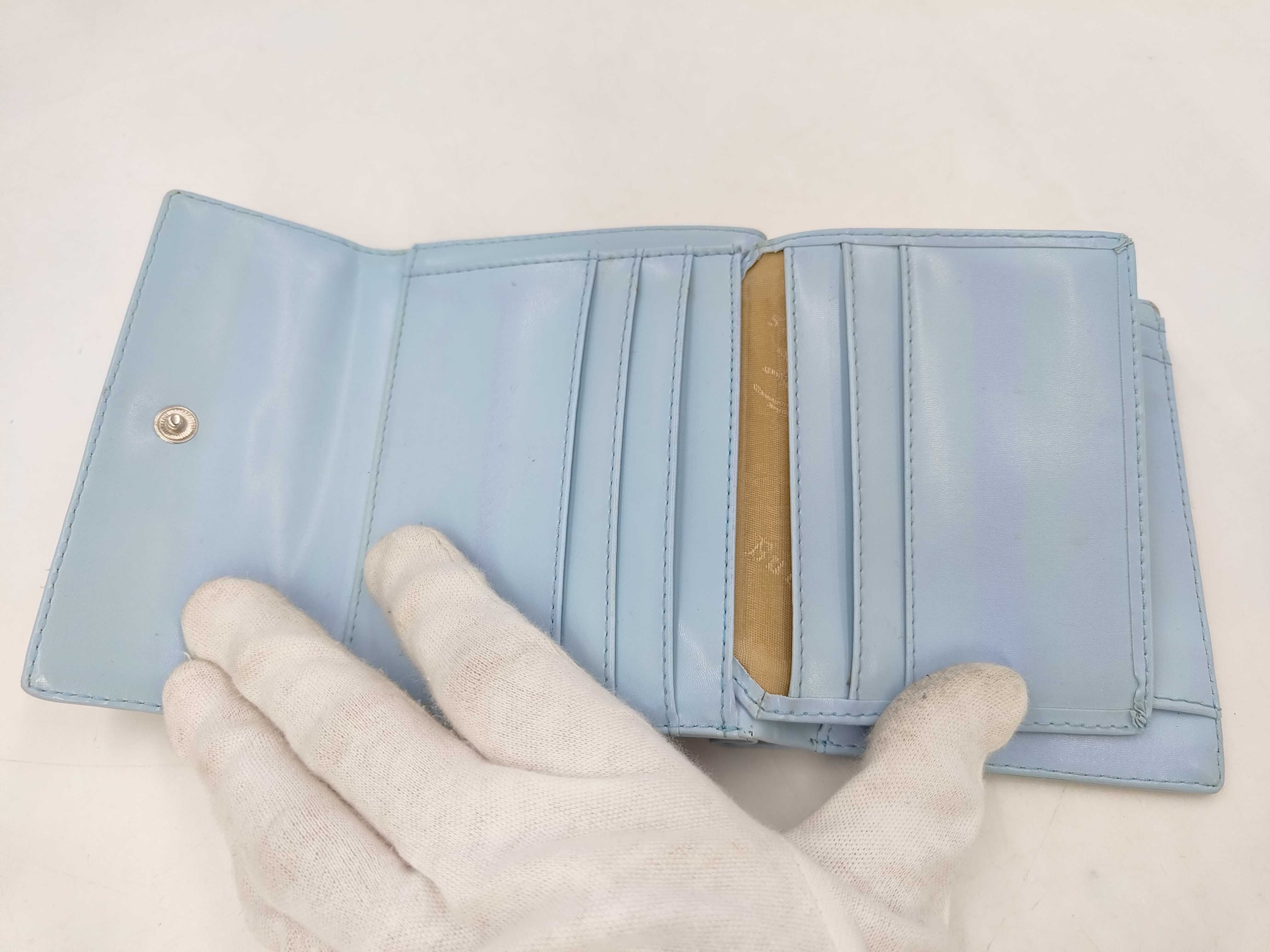 wallet — view 9