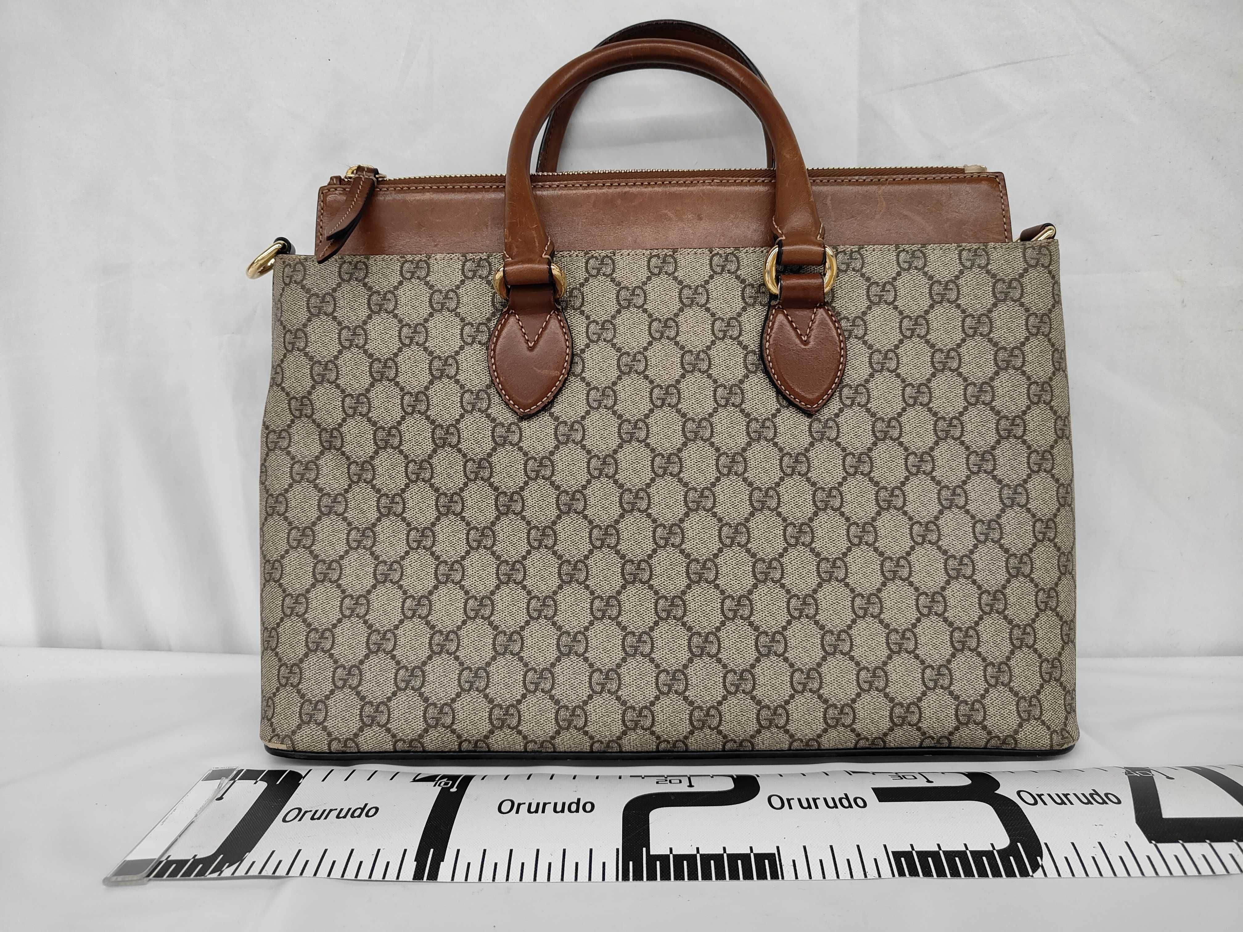 GG Supreme Shoulder Bag Handbag — view 2