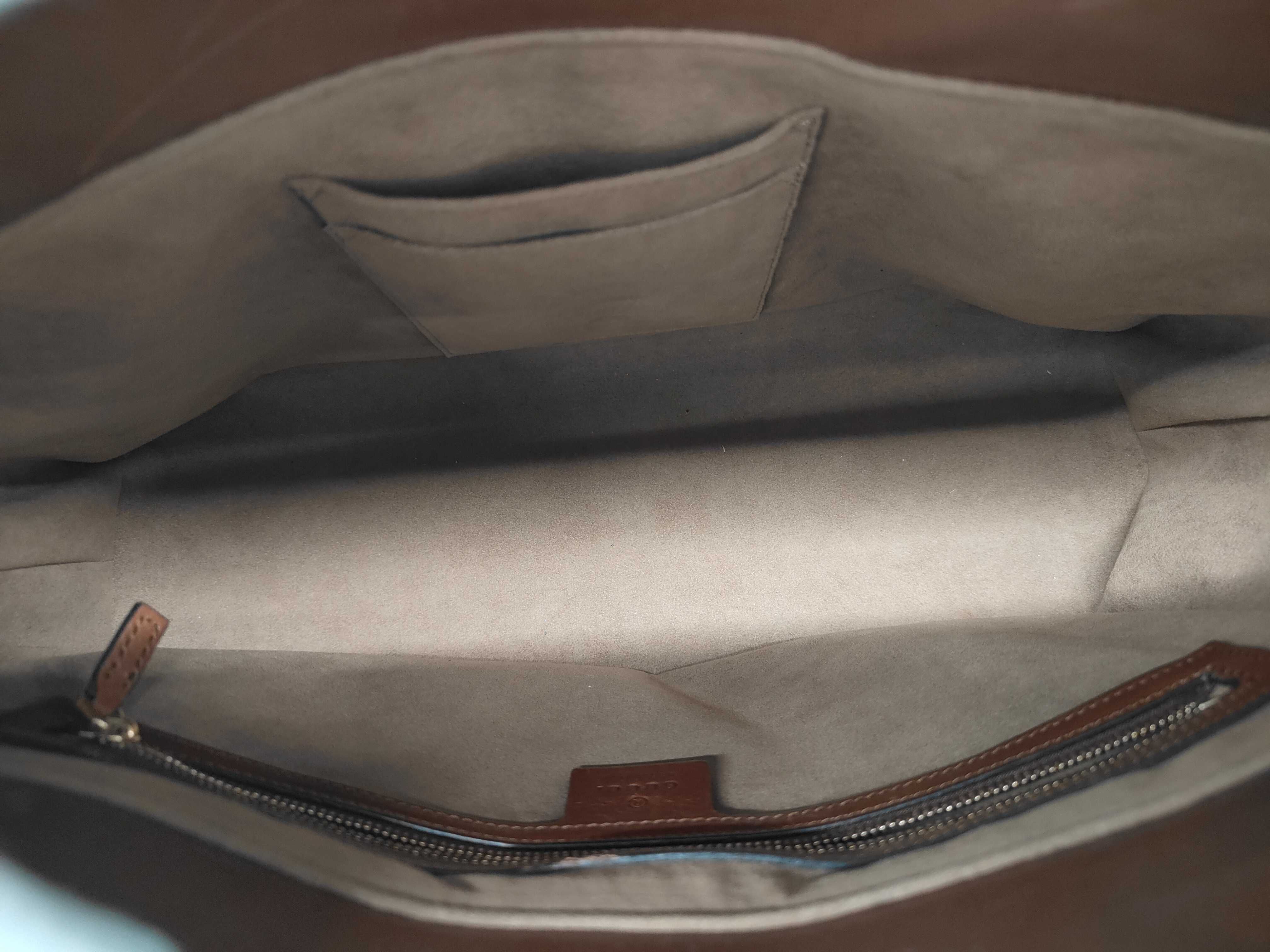 GG Supreme Shoulder Bag Handbag — view 7