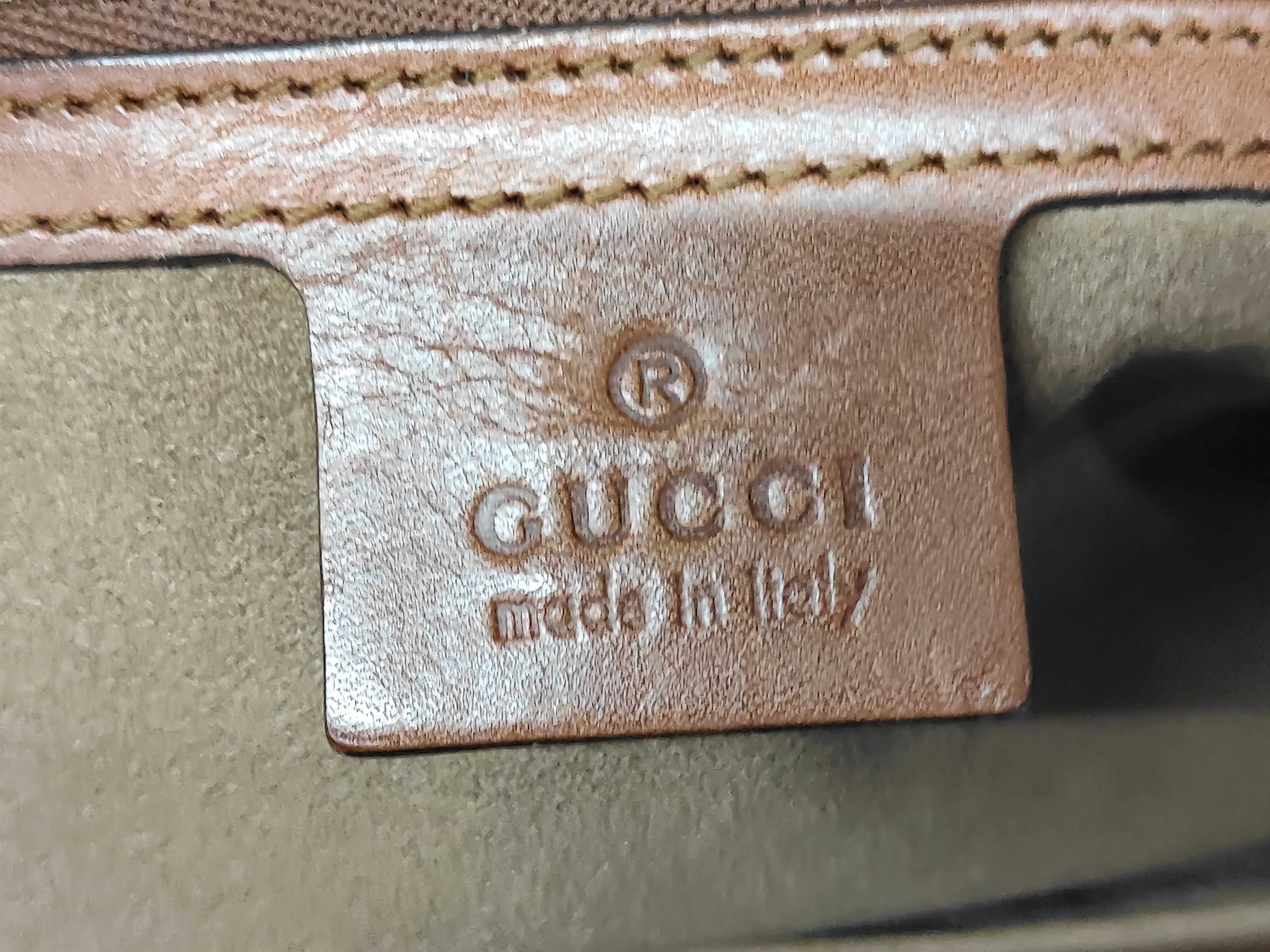 GG Supreme Shoulder Bag Handbag — view 8