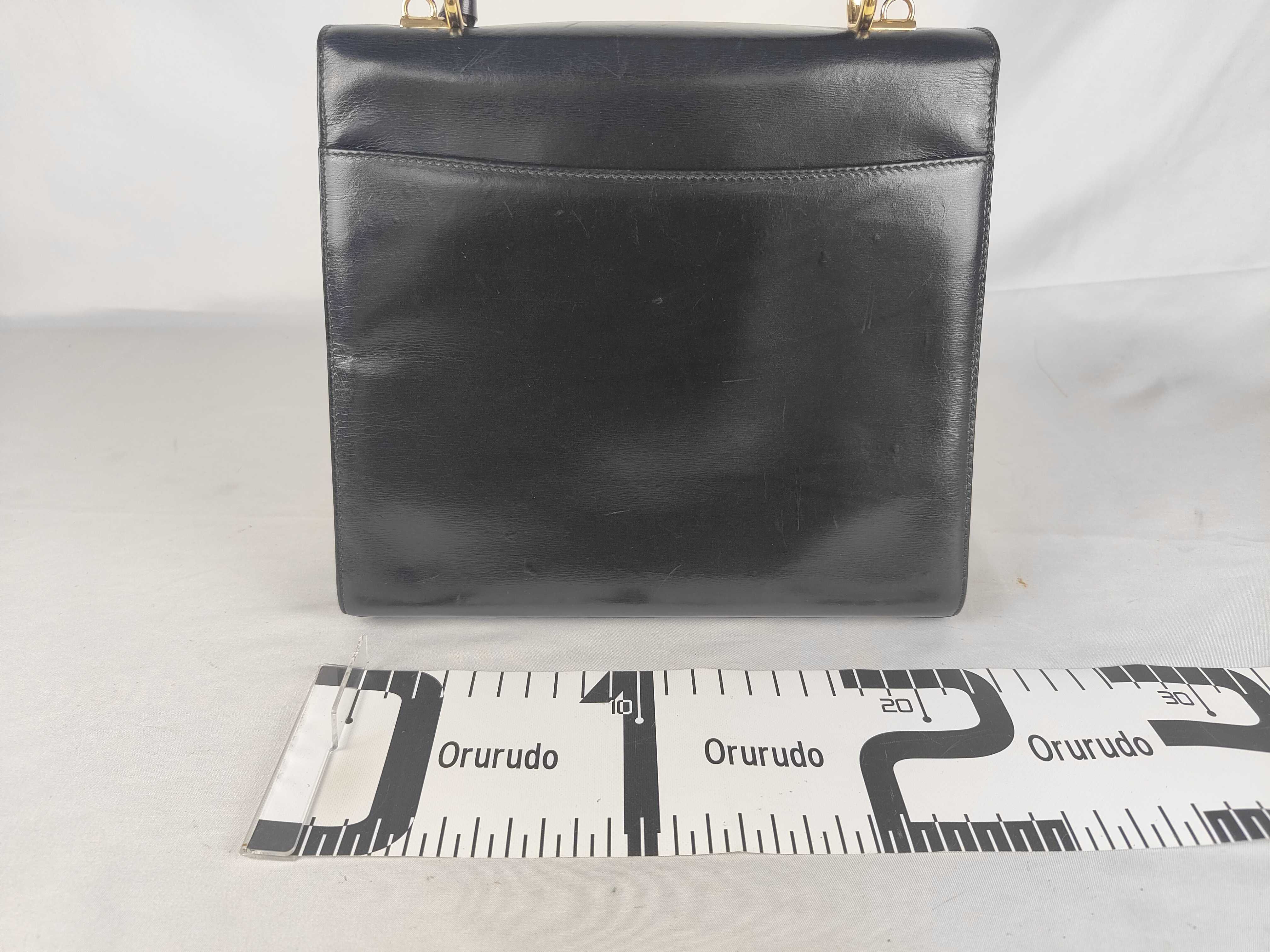 Vintage Lady Lock Leather Handbag with Key (Black) — view 2