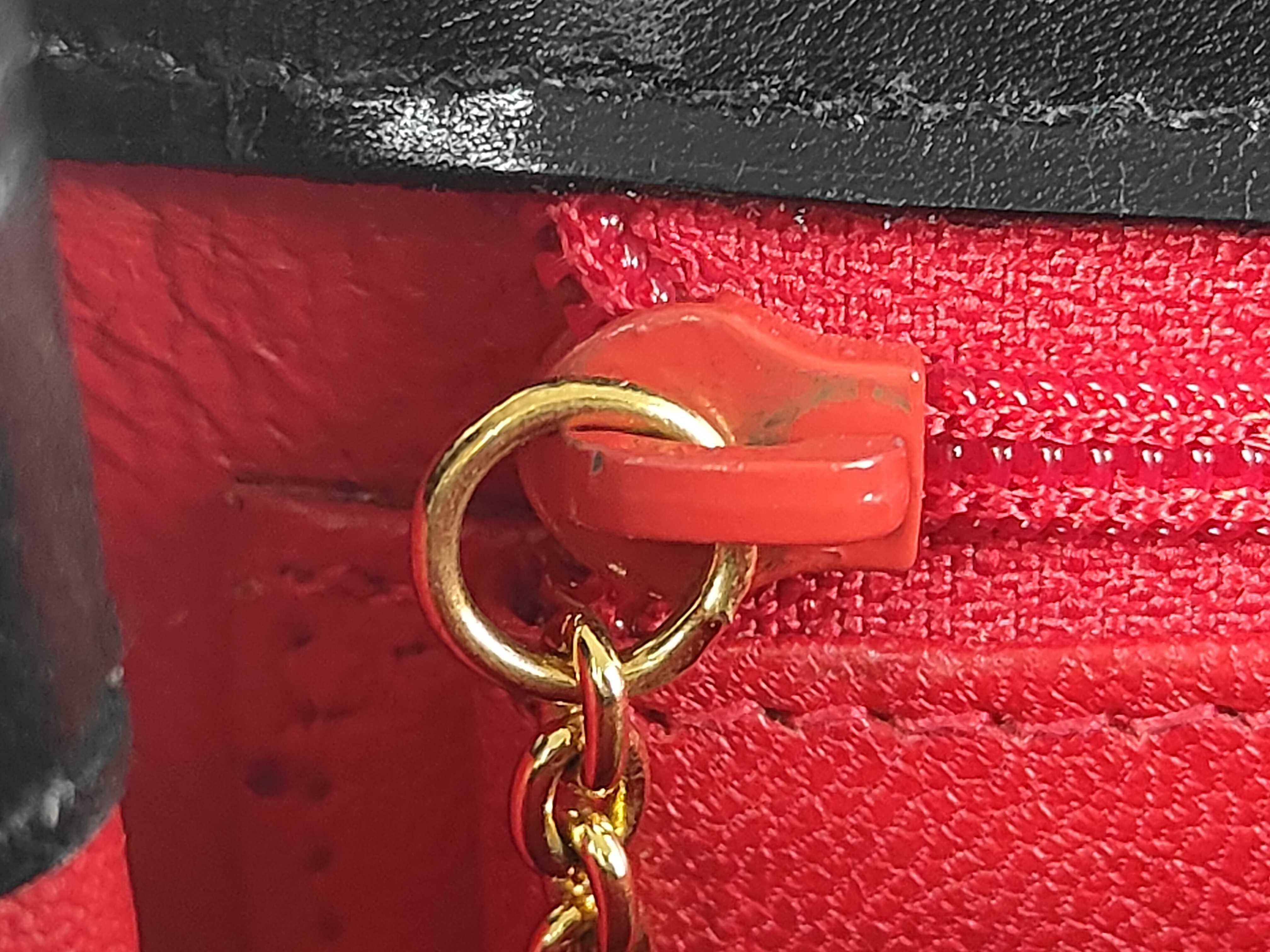 Vintage Lady Lock Leather Handbag with Key (Black) — view 7