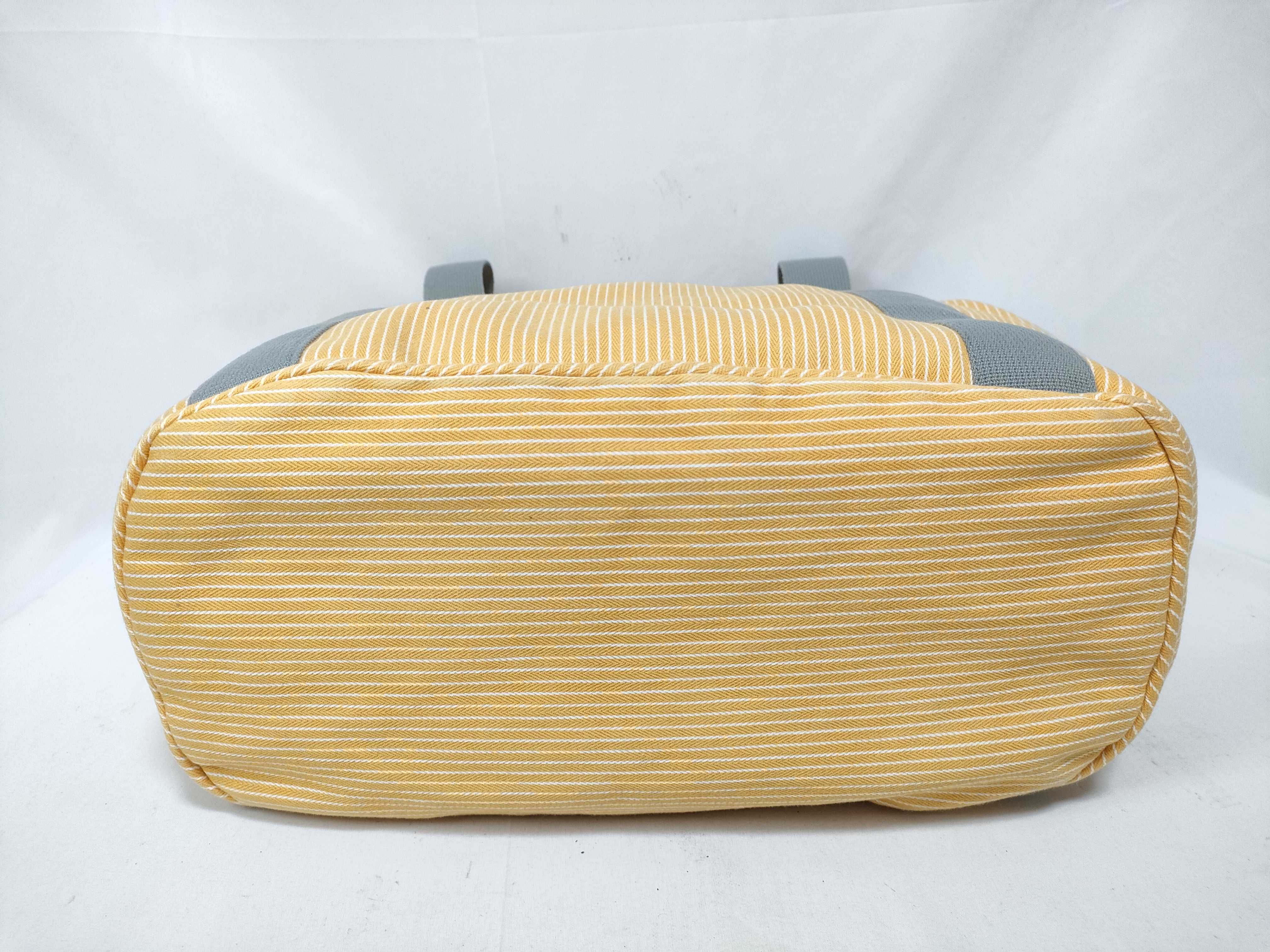 Mother's Bag Pass Tote Bag — view 3