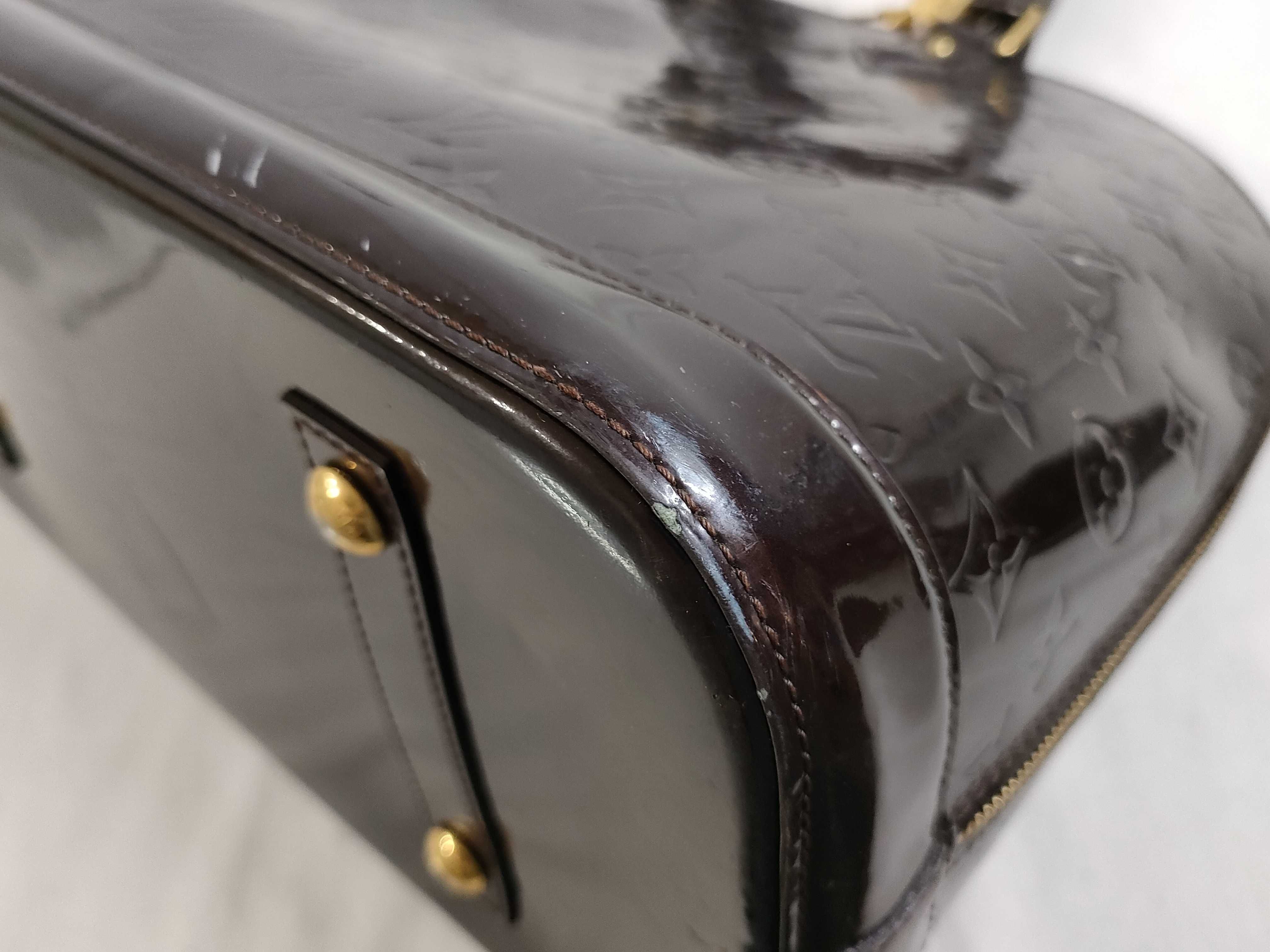 Vernis / Vernis / Alma MM / M90024 / Handbag / Enamel Handbag — view 6