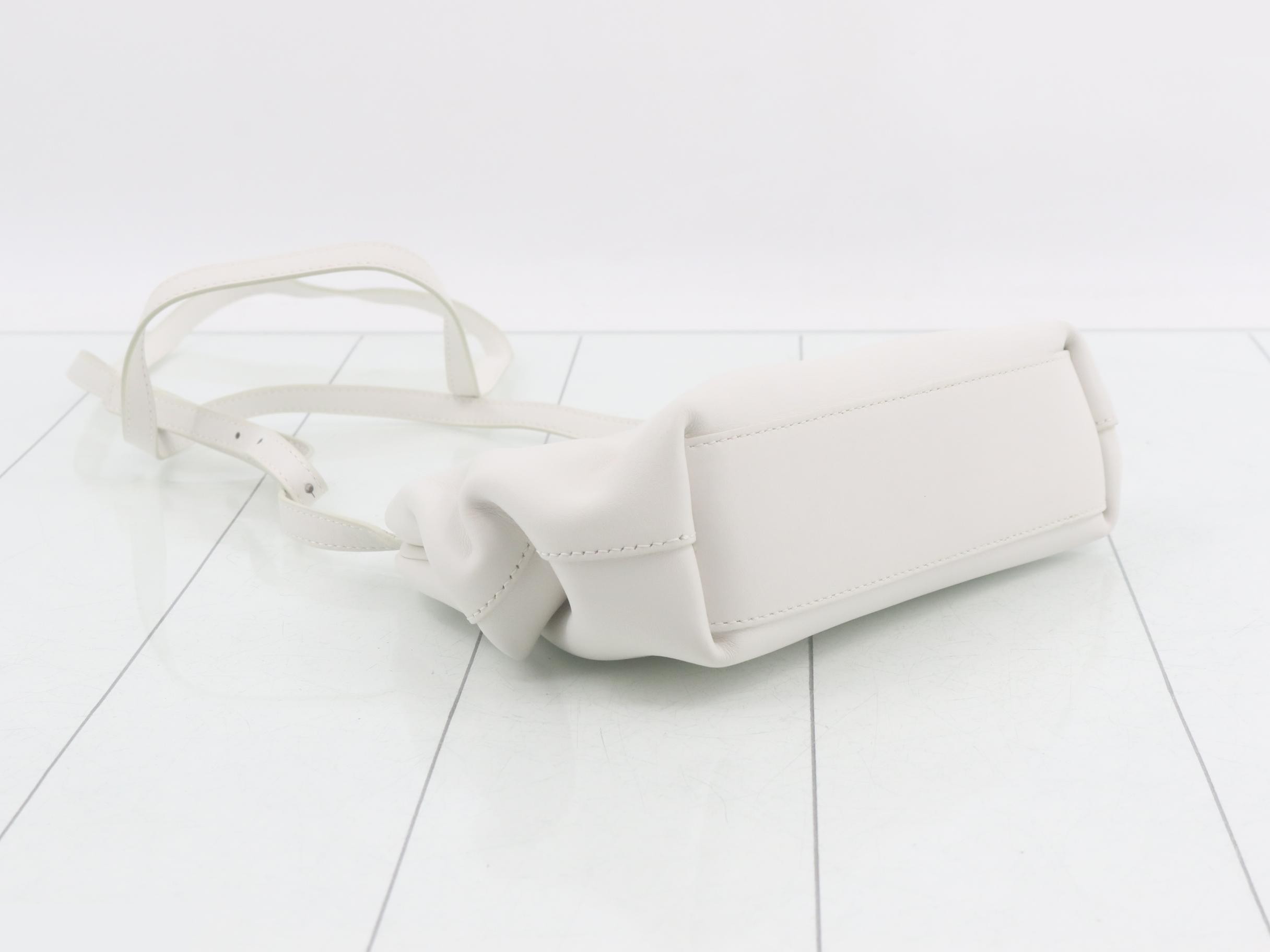 Key feature: 2-way handbag — view 5