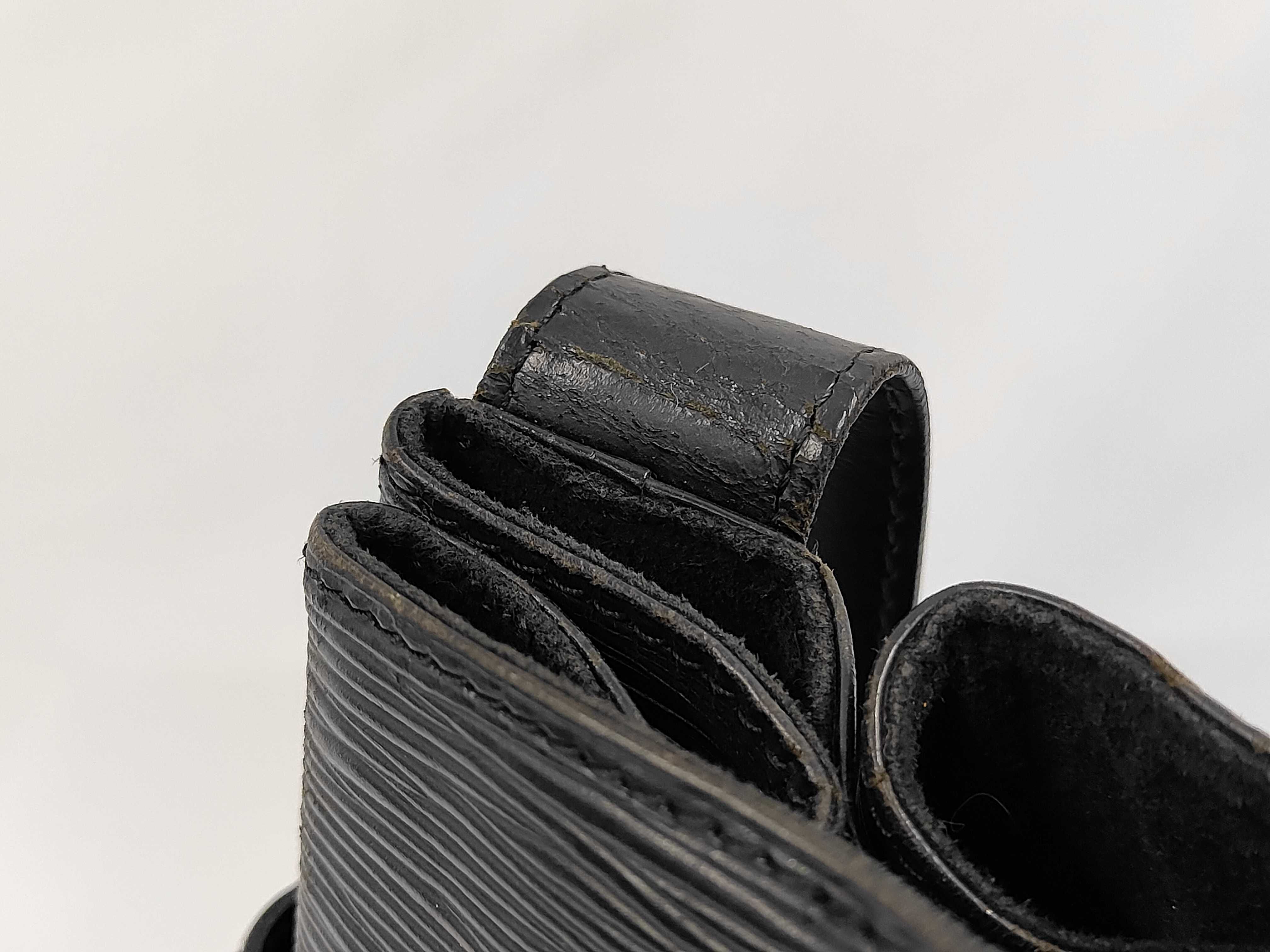 Epi Sac Depaule Shoulder Bag — view 7