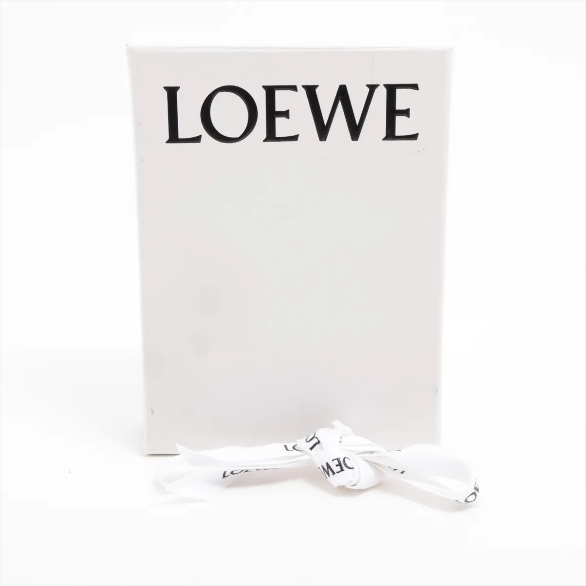 Anagram Vertical Leather Compact Wallet Beige — view 8