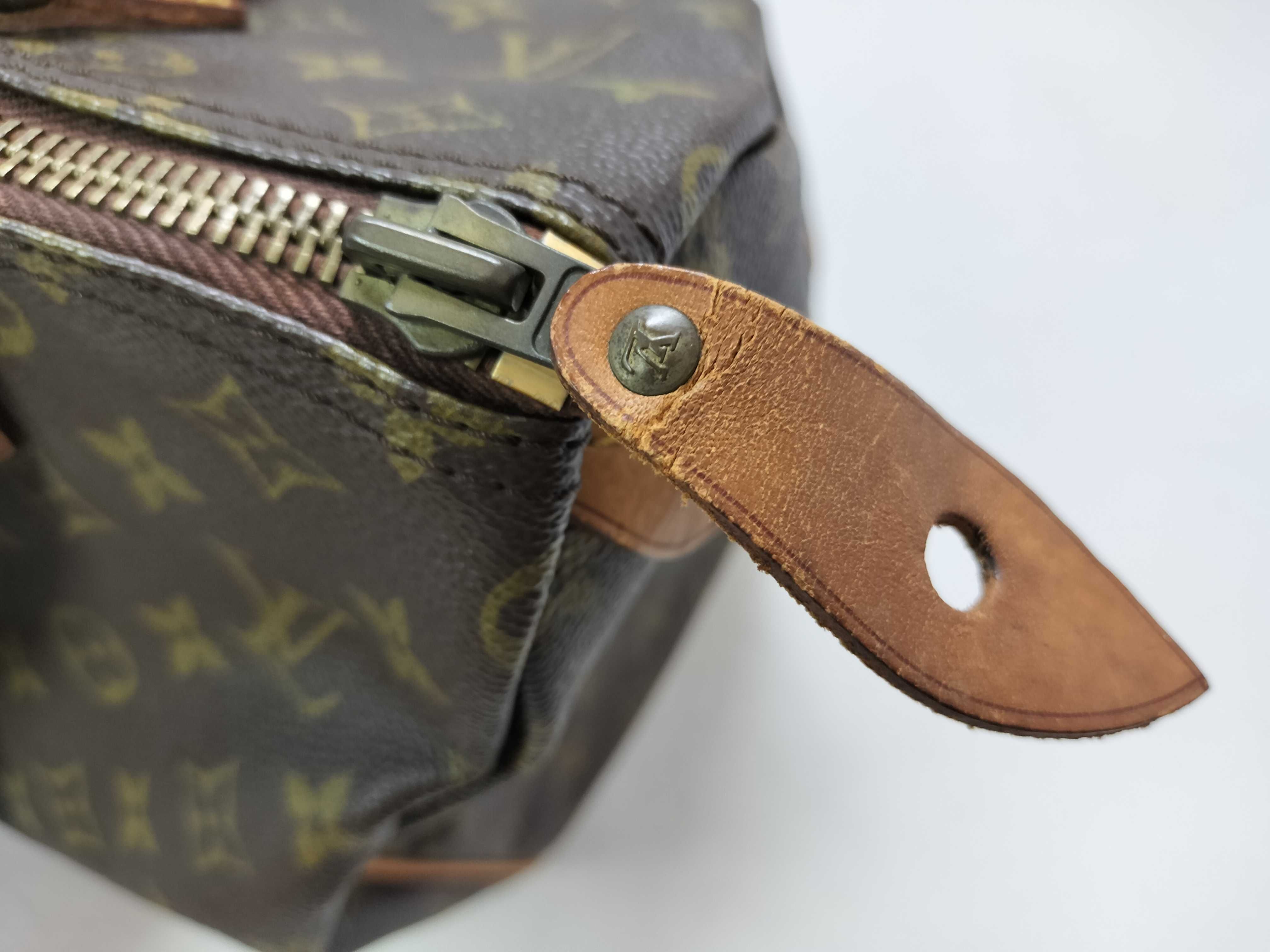 Monogram Louis Vuitton Speedy 30 Handbag — view 14