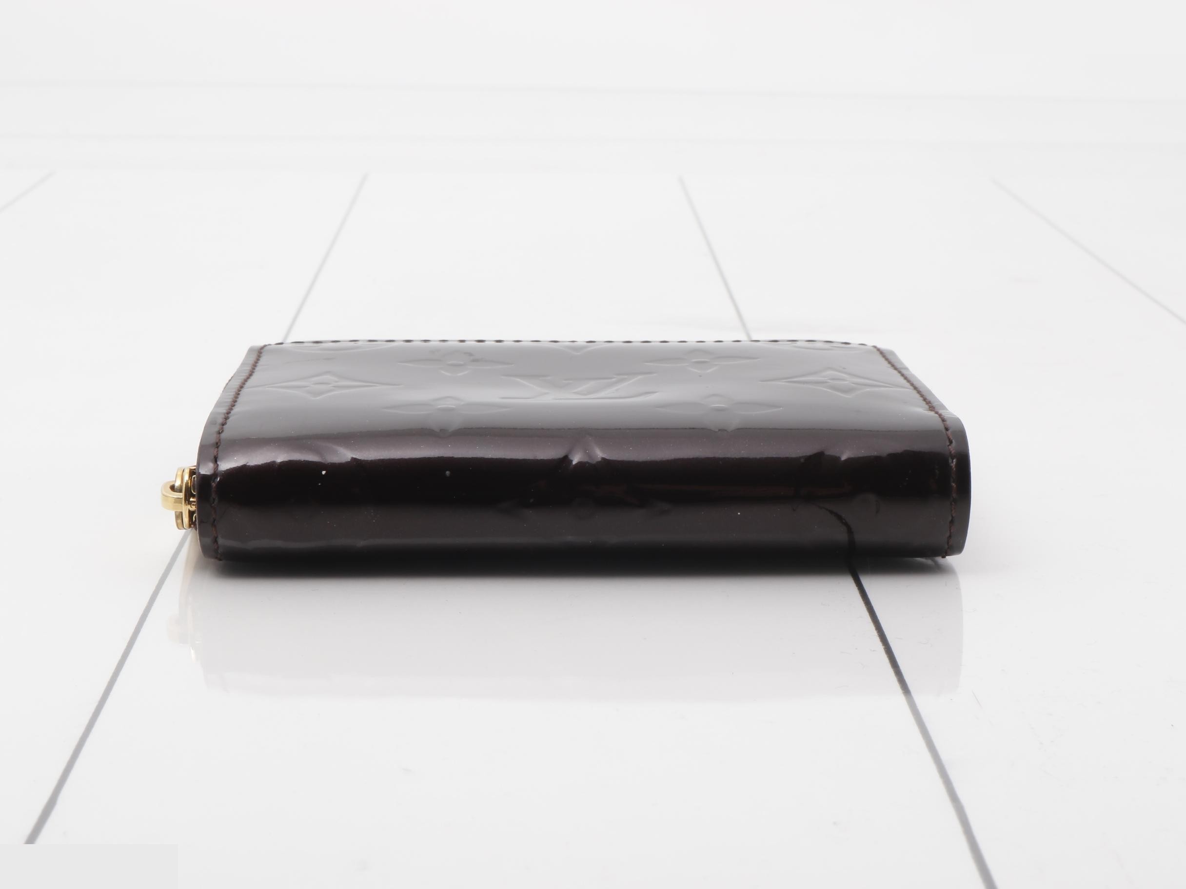 Vernis Amarante Zippy Coin Purse Mini Wallet Compact — view 3