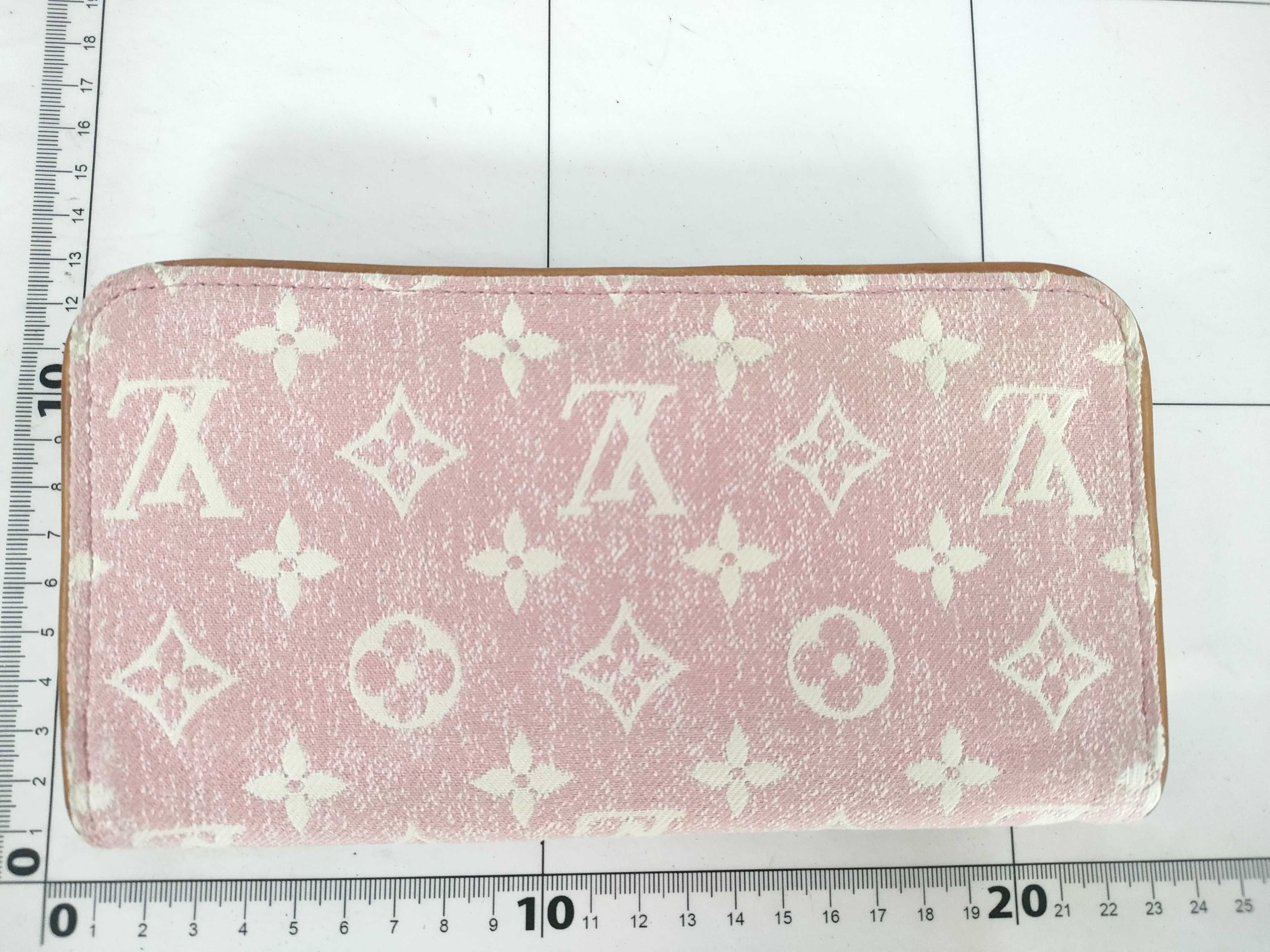 Jacquard Denim Zippy IC Pink Gold Hardware Wallet — view 2
