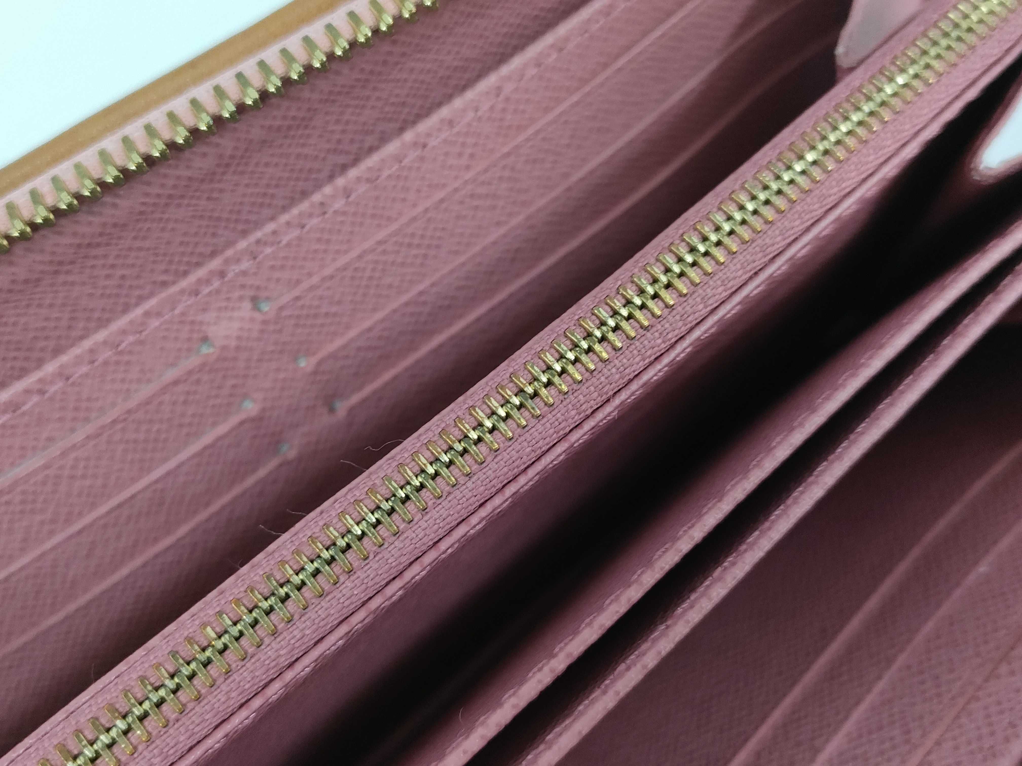 Jacquard Denim Zippy IC Pink Gold Hardware Wallet — view 9