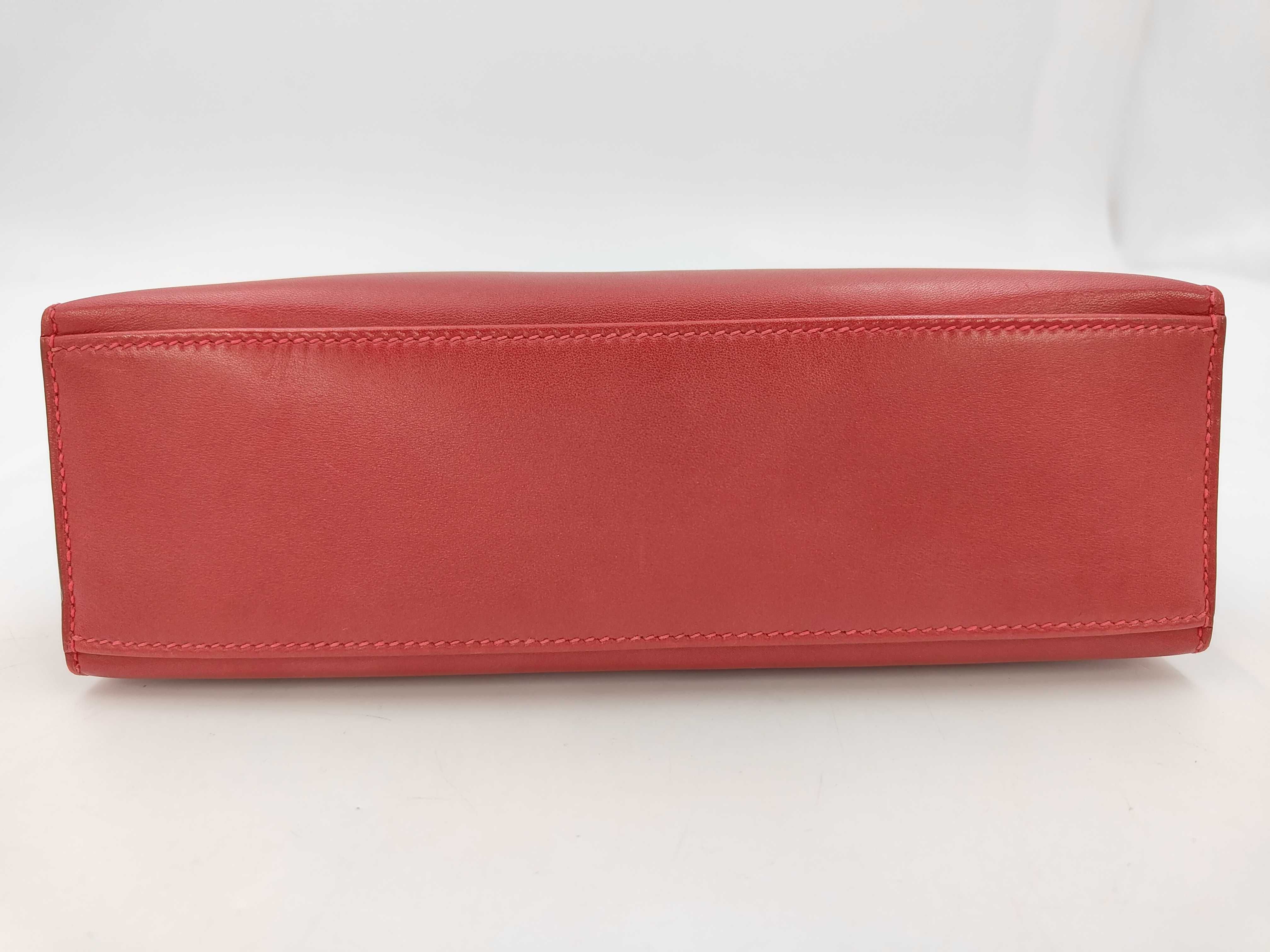 Pochette Kelly handbag, ruby, silver hardware, Veau Swift leather. — view 7
