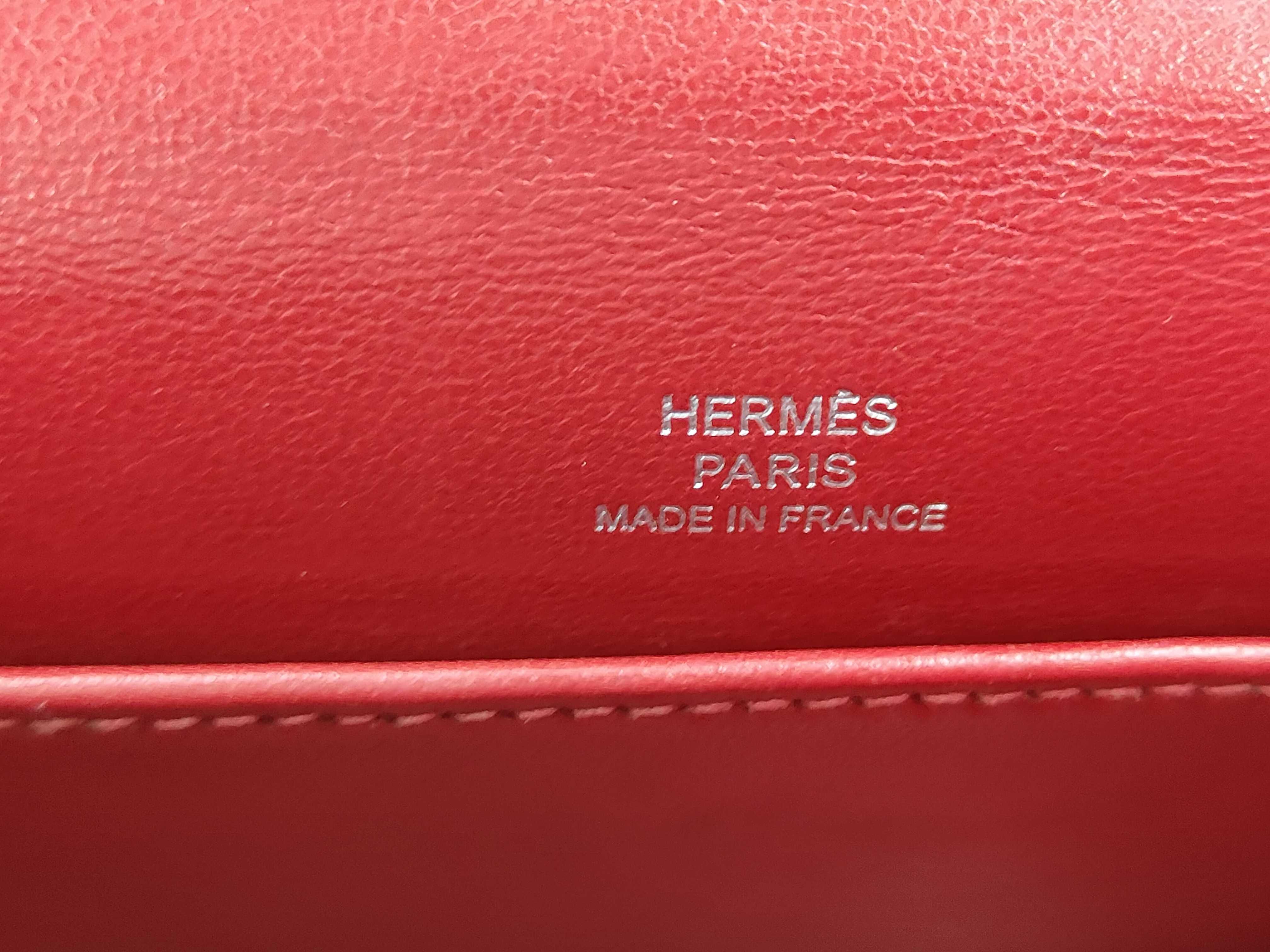 Pochette Kelly handbag, ruby, silver hardware, Veau Swift leather. — view 9