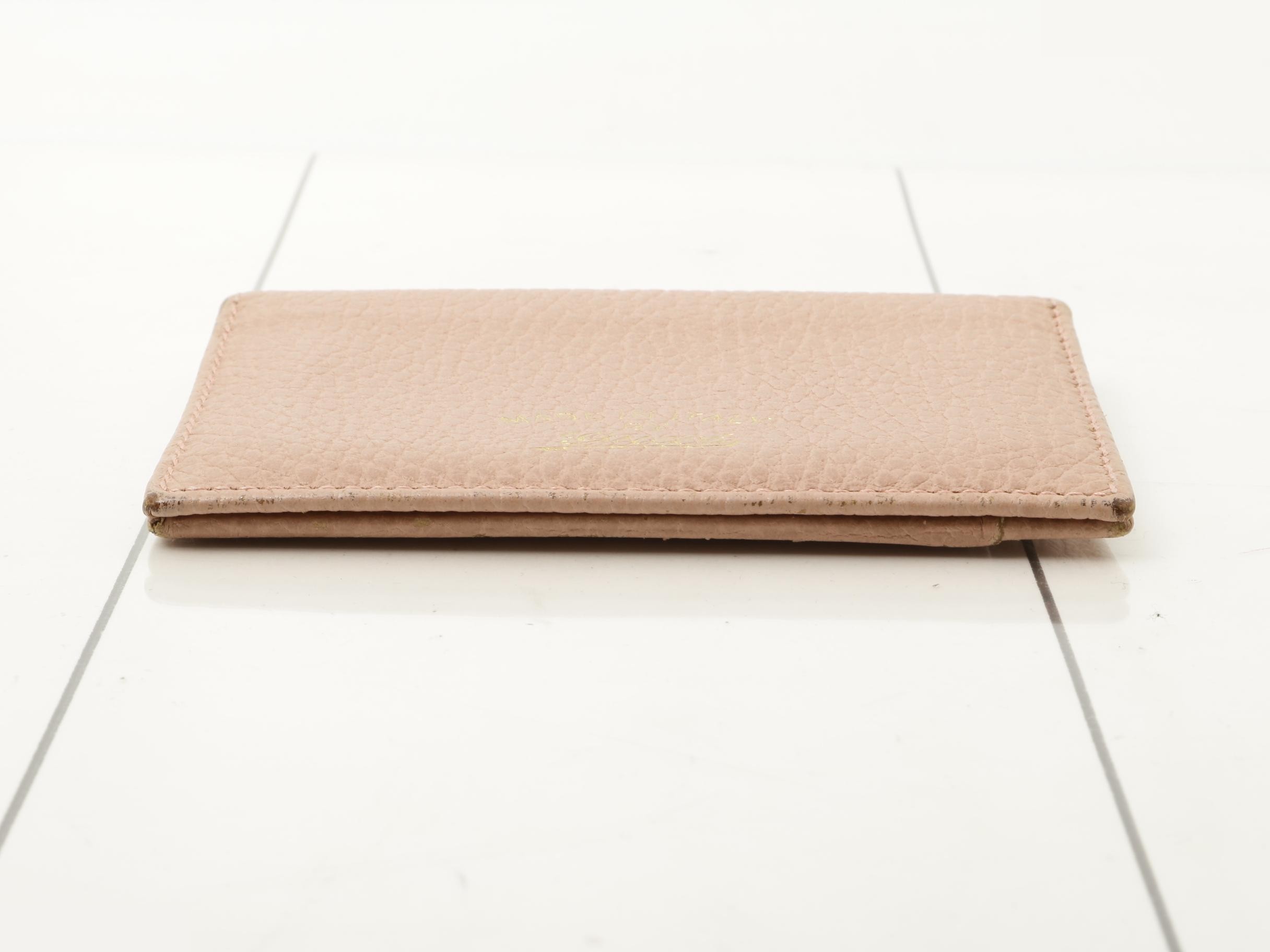 Card case — view 3