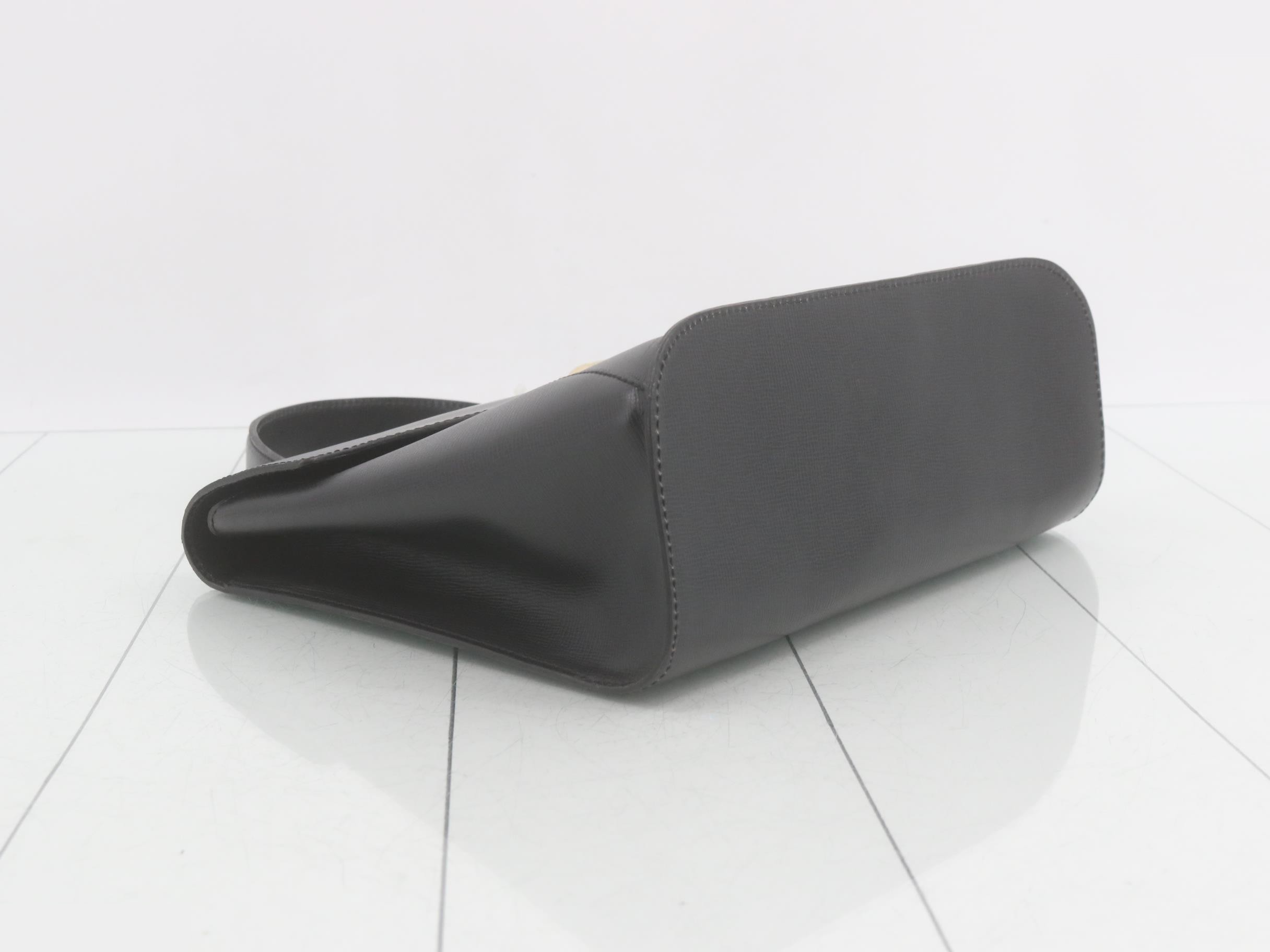 Leather bags and handbags — view 5