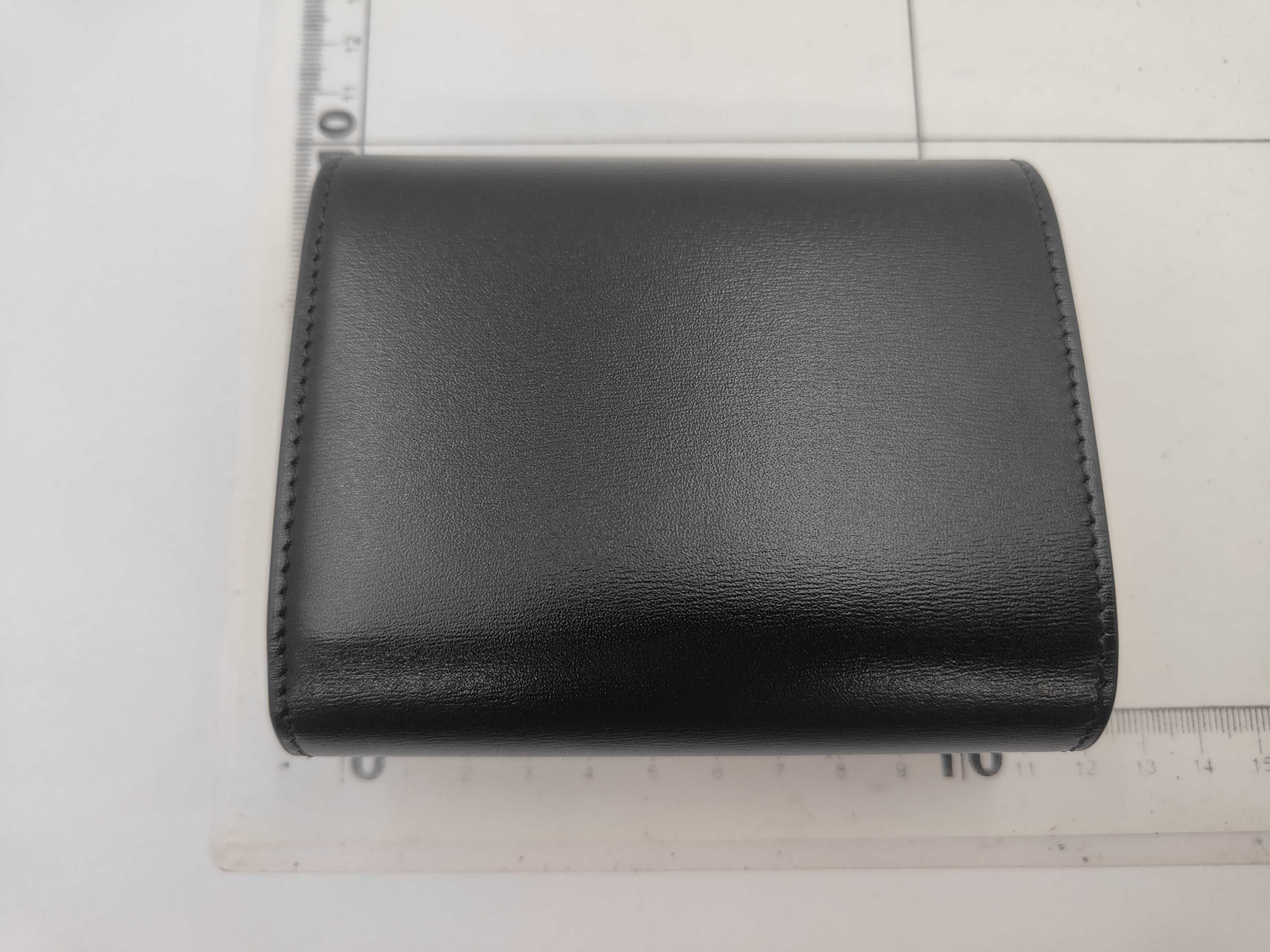 Bi-fold Wallet, Box, Dust Bag, Wallet — view 2