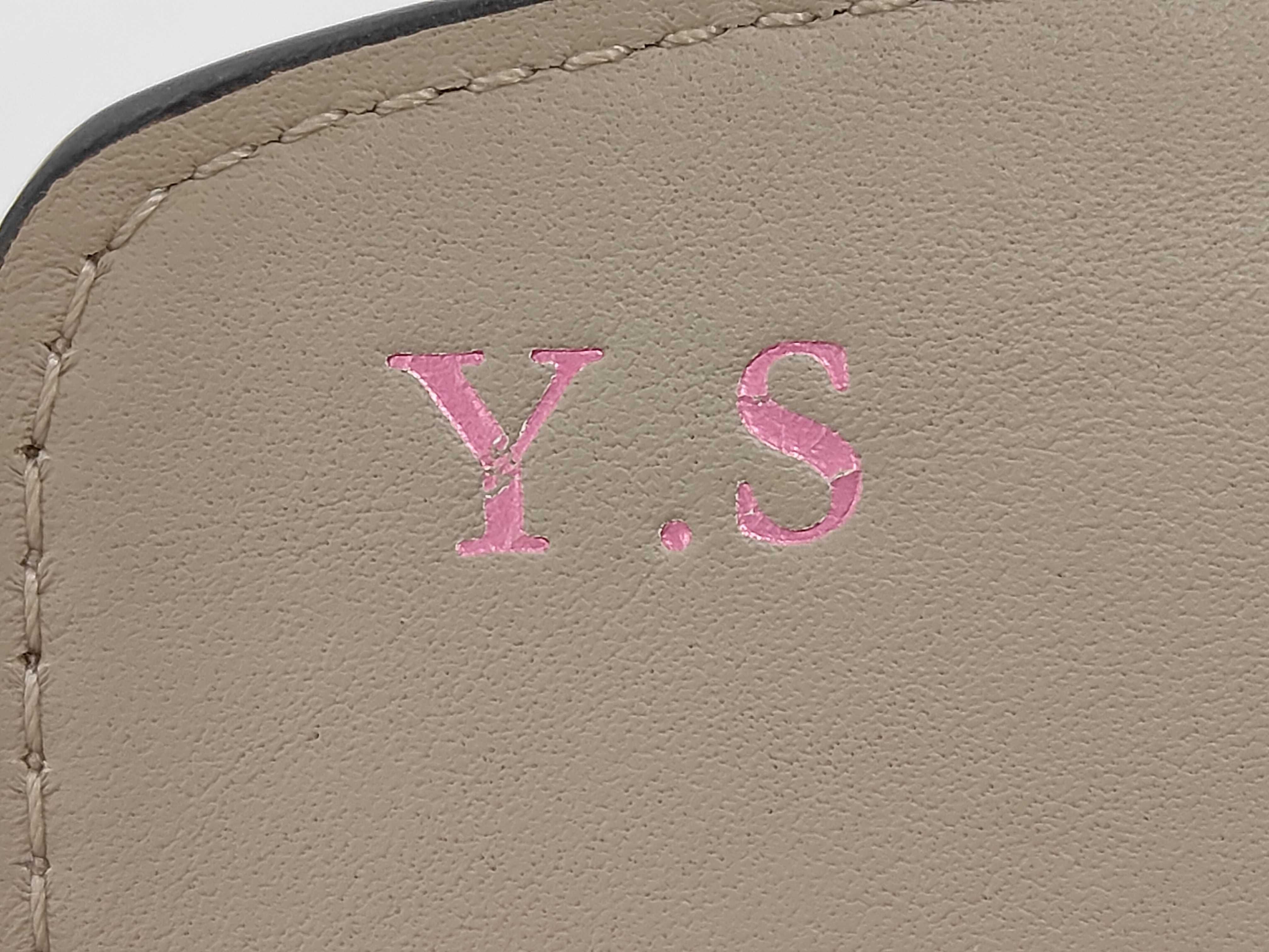 M82437 Mahina Portefeuille Iris XS Wallet with dust bag and box. — view 12