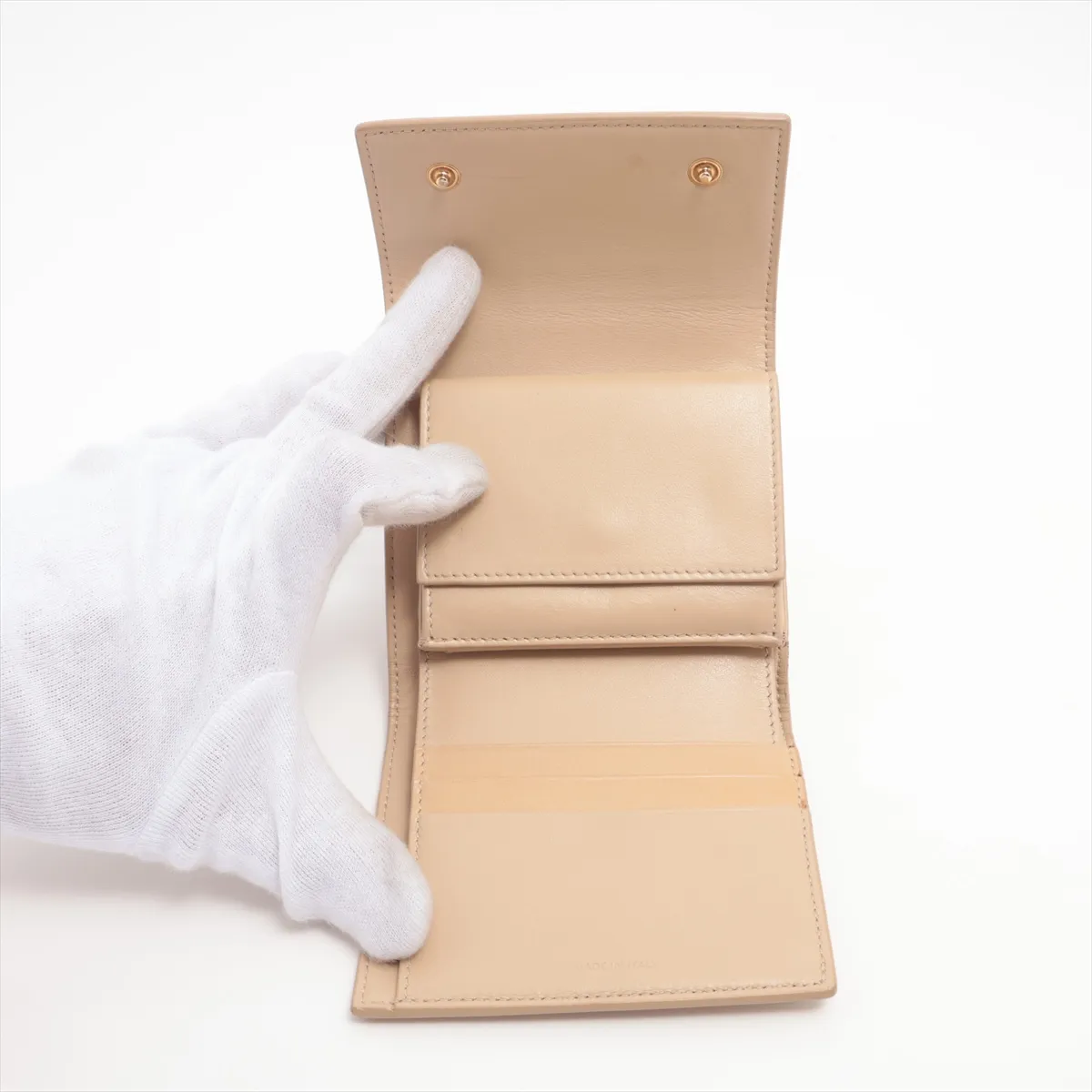 Small Trifold Leather Compact Wallet, Beige — view 4