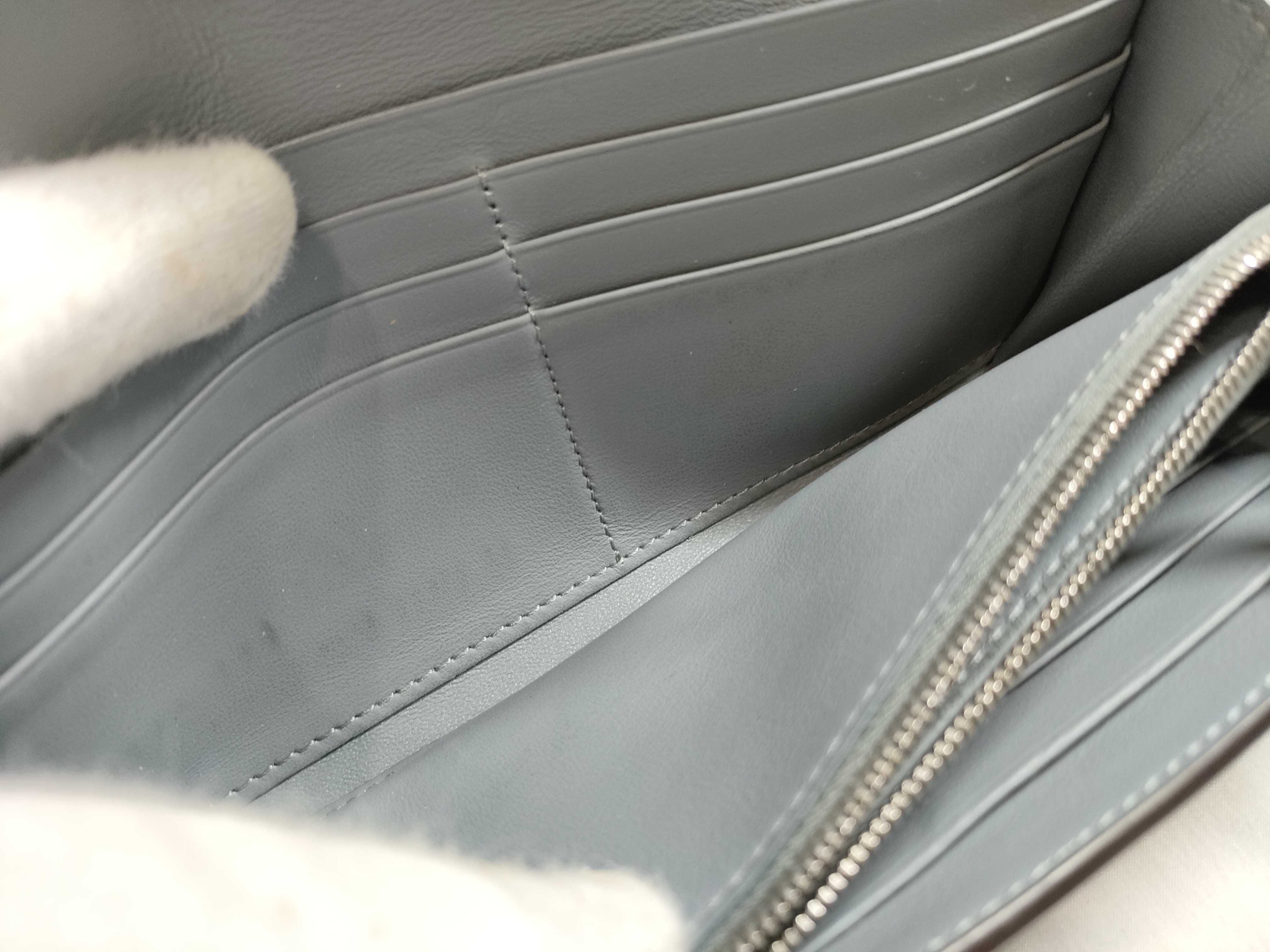 Peekaboo Turnlock Leather Wallet — view 13