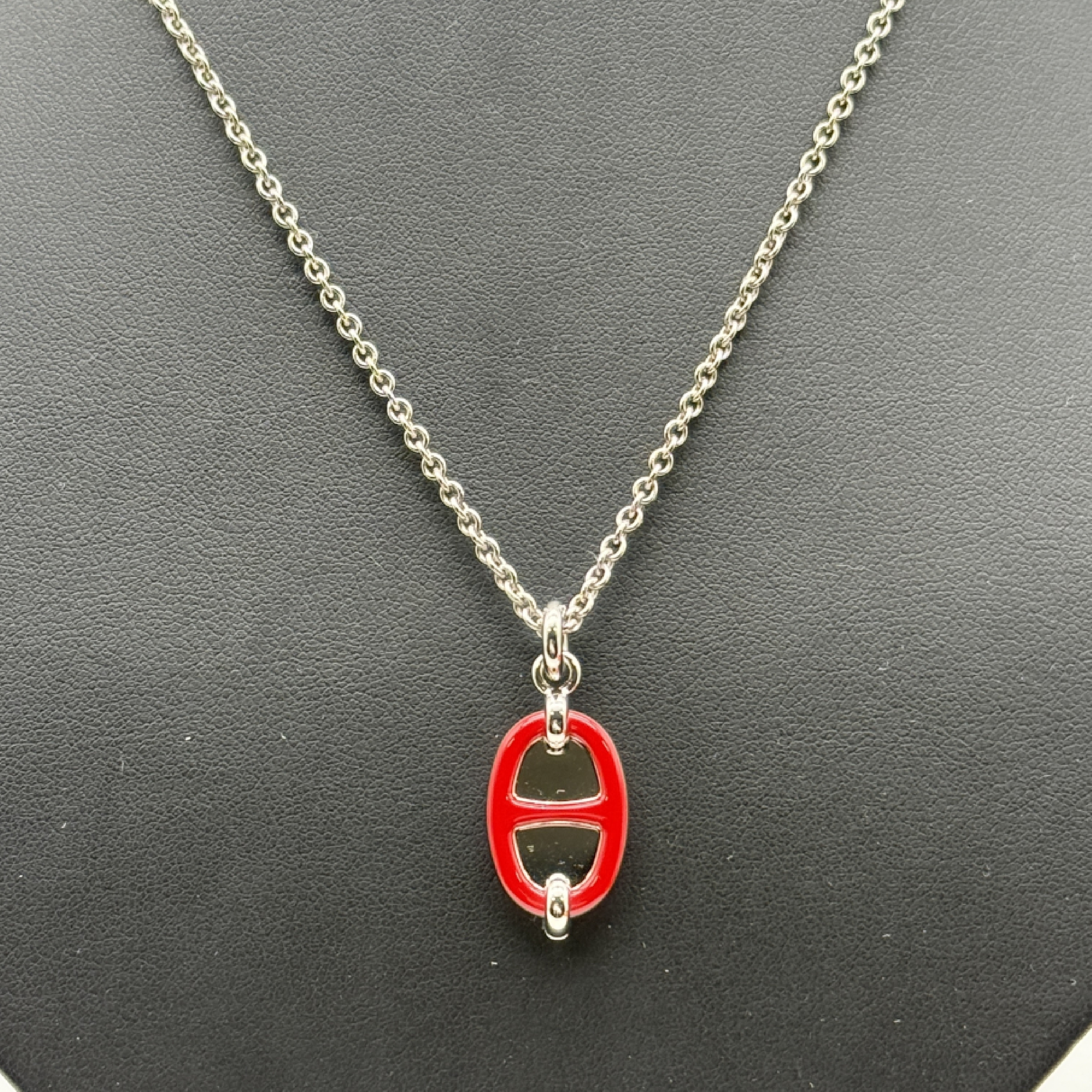Maillon H Necklace — view 3
