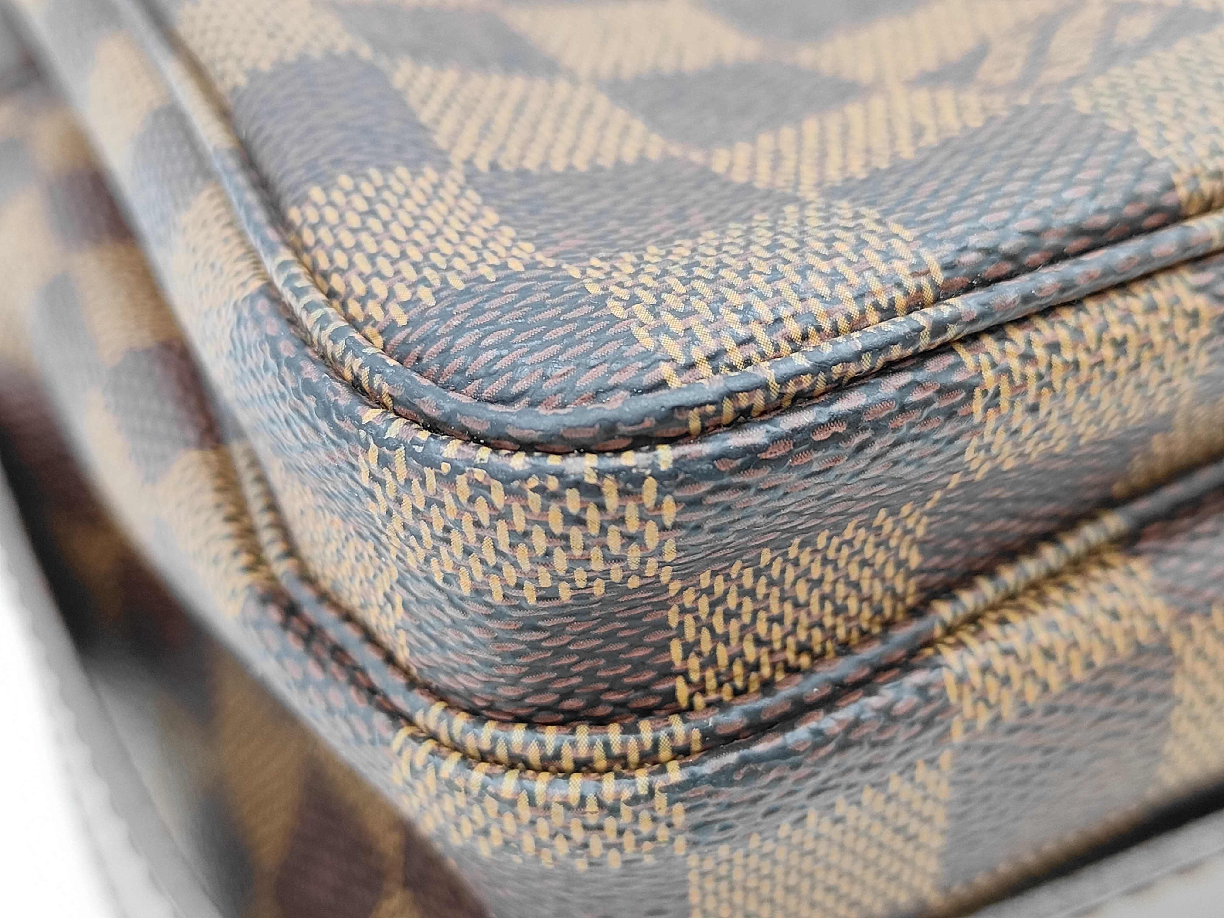 LV Naviglio N45255 Damier Shoulder Bag — view 6