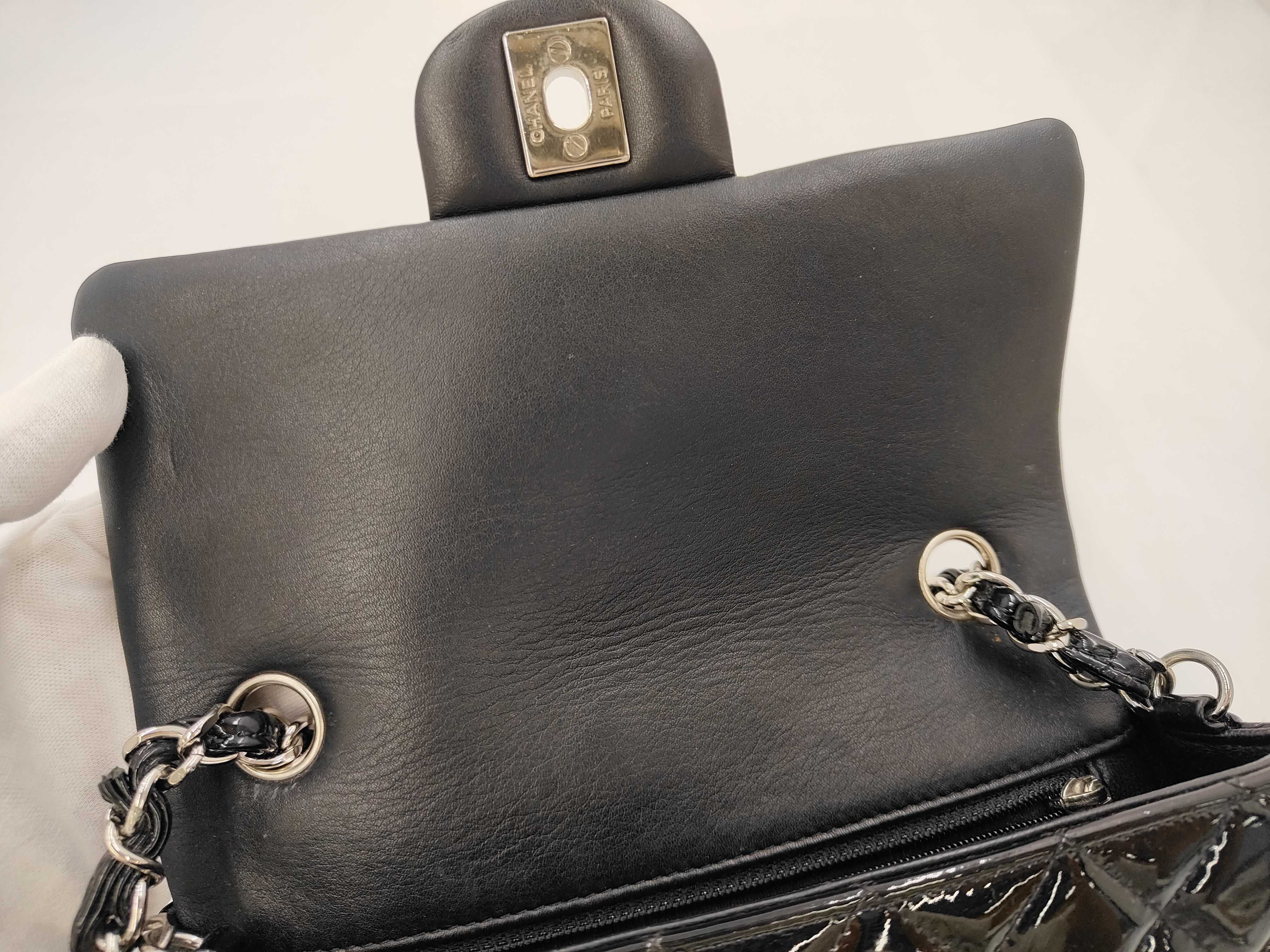 Matelasse Patent Leather Classic Flap Chain Shoulder Bag with Seal No. 18 Shoulder Bag — view 7