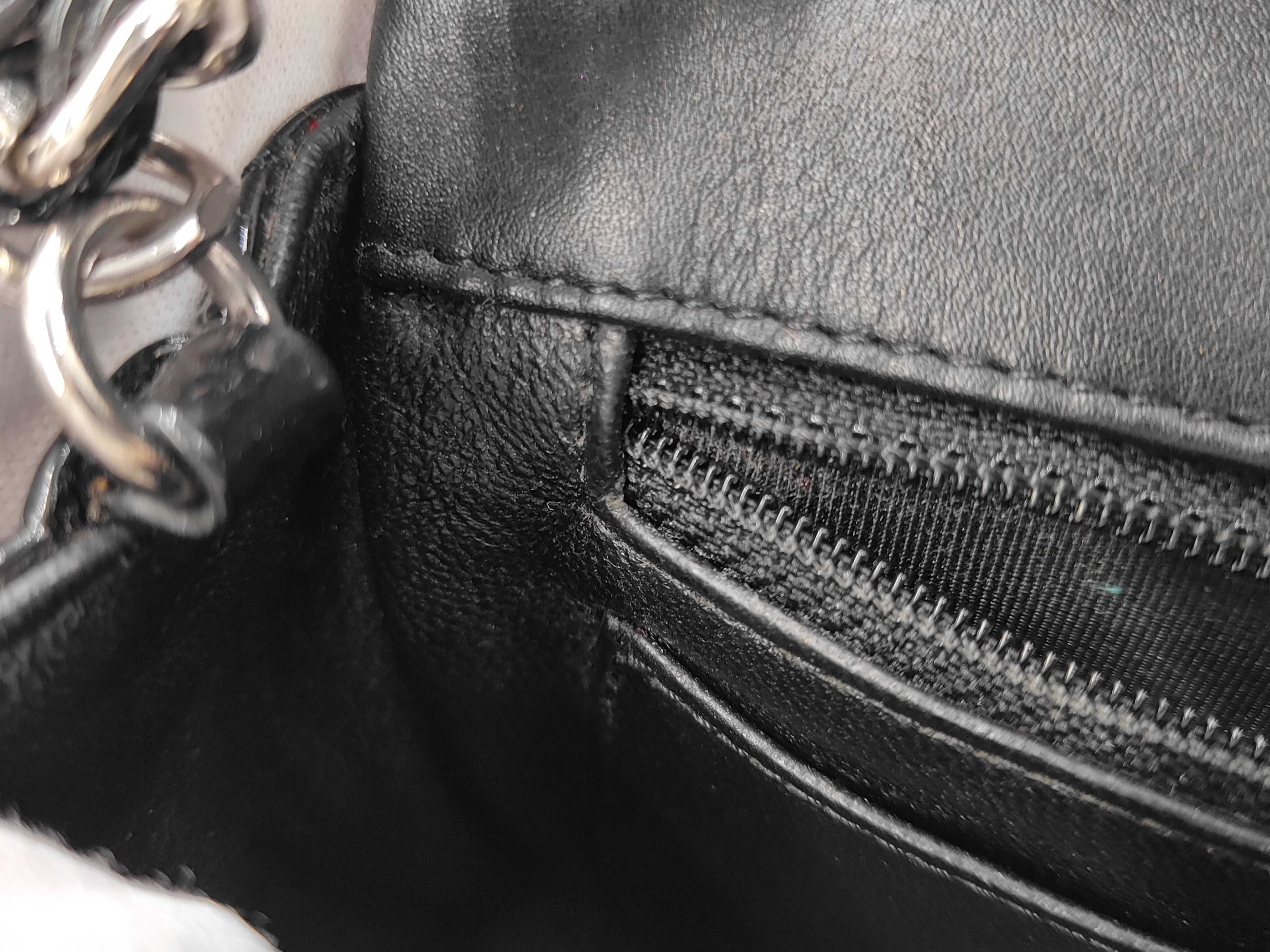 Matelasse Patent Leather Classic Flap Chain Shoulder Bag with Seal No. 18 Shoulder Bag — view 9