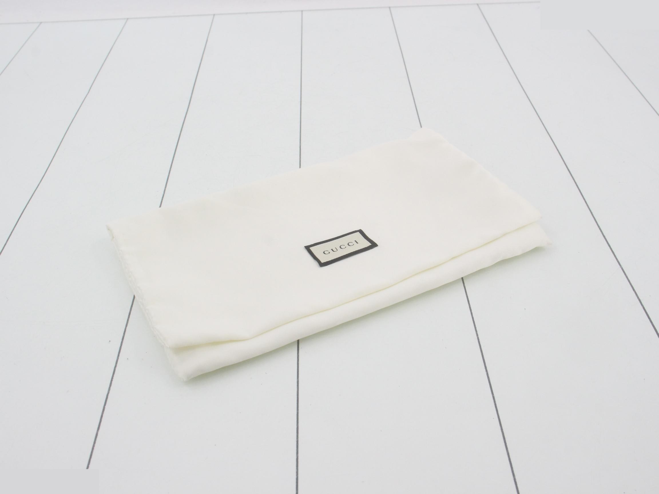 Interlocking G Chain Wallet — view 5