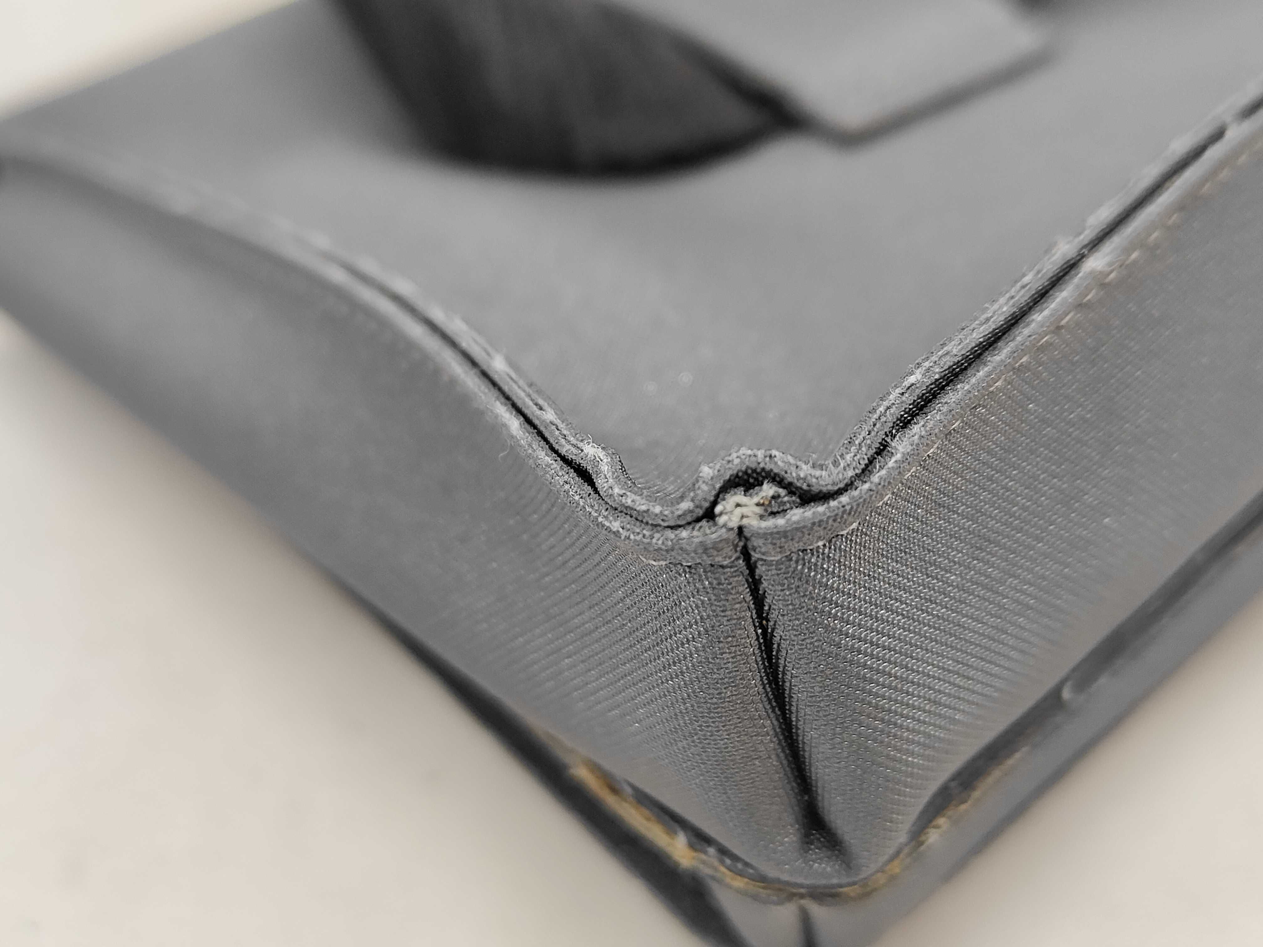 Sports Line Waist Pouch Shoulder Bag — view 4
